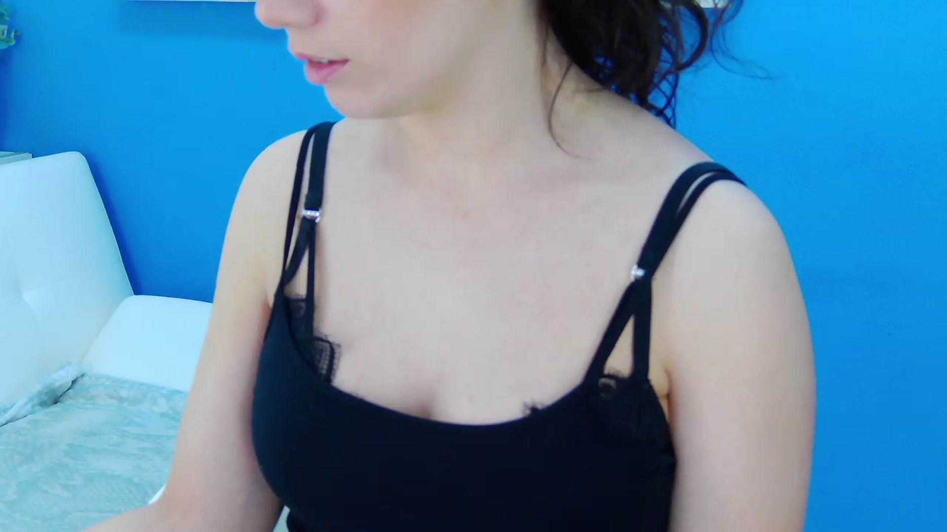 Gallery image thumbnail from Squirrel_MFC's myfreecams stream on, 03/09/2023, 21:22 image 9 of 20