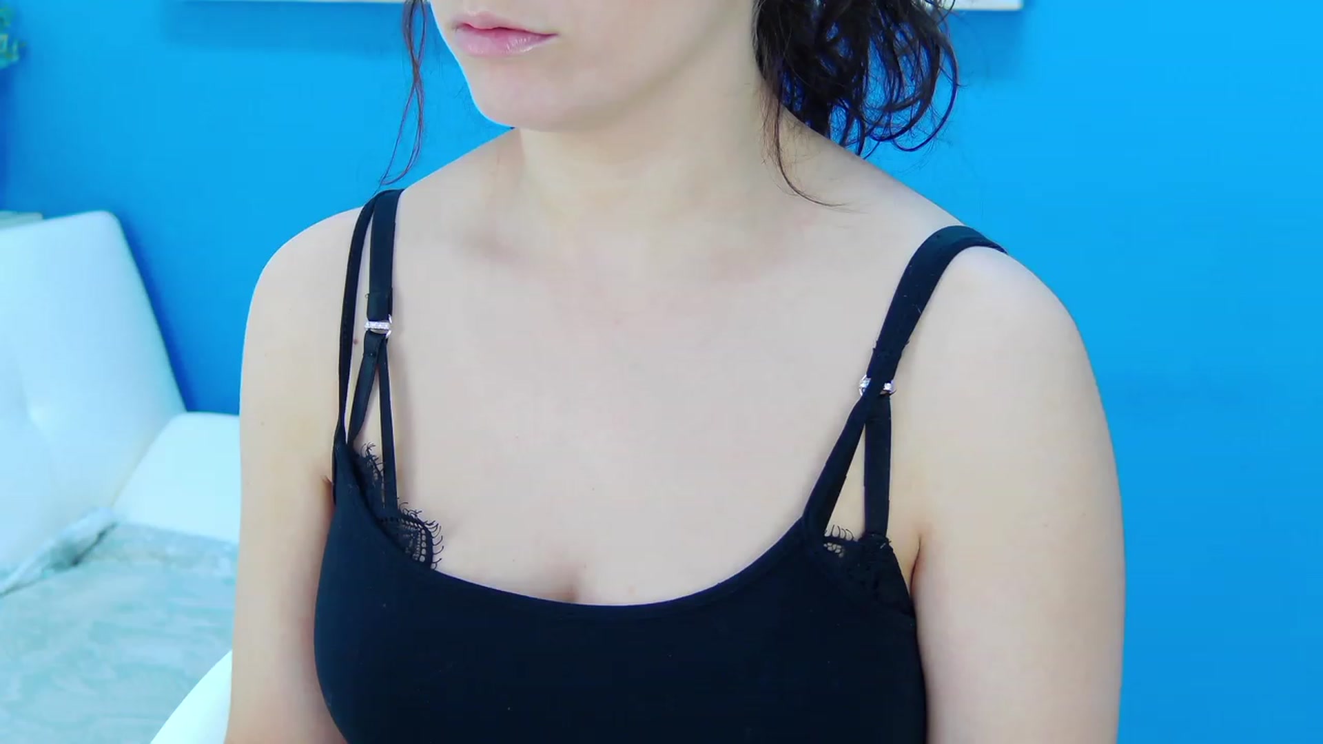 Gallery image thumbnail from Squirrel_MFC's myfreecams stream on, 03/09/2023, 21:22 image 3 of 20