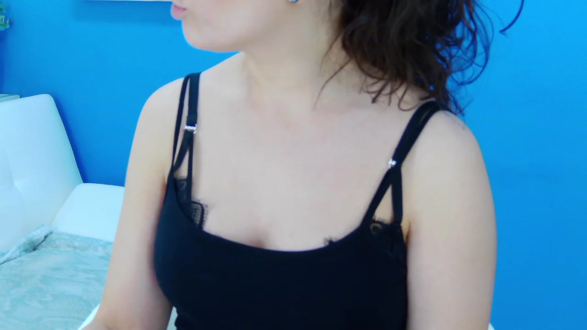 Gallery image thumbnail from Squirrel_MFC's myfreecams stream on, 03/09/2023, 21:22 image 12 of 20