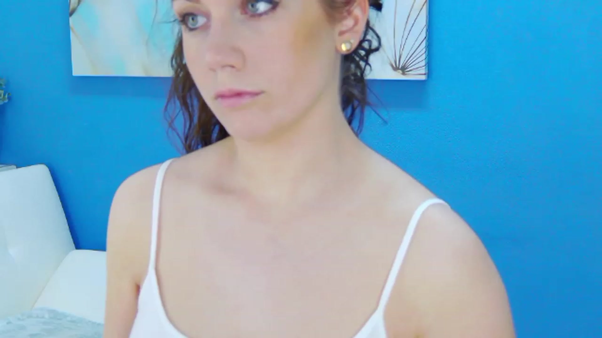 Gallery image thumbnail from Squirrel_MFC's myfreecams stream on, 03/12/2023, 21:48 image 17 of 20