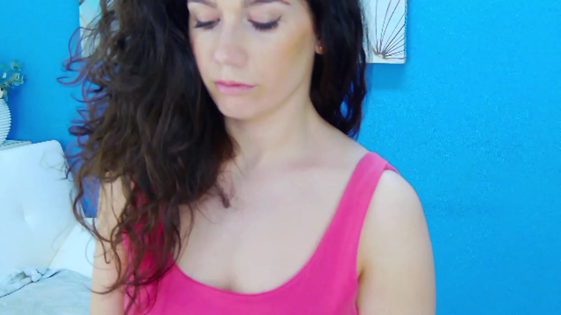 Gallery image thumbnail from Squirrel_MFC's myfreecams stream on, 03/21/2023, 22:48 image 9 of 20