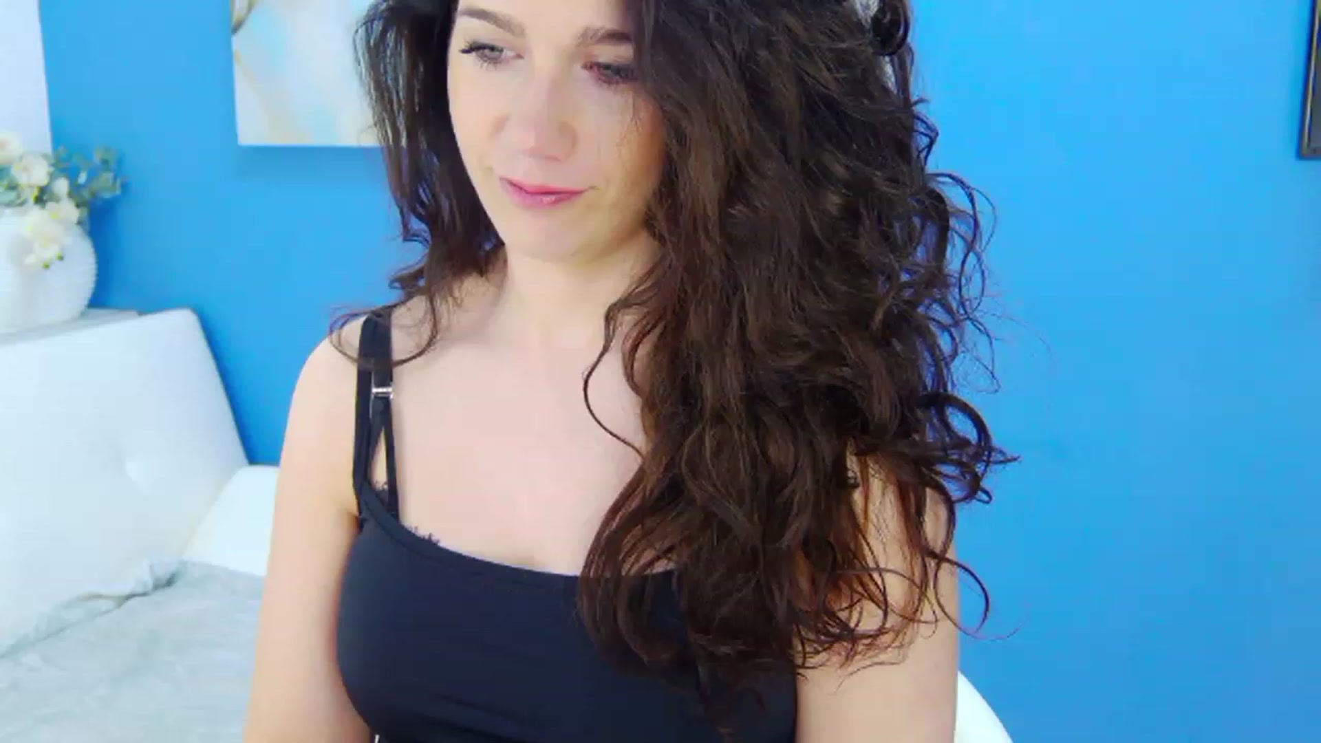 Gallery image thumbnail from Squirrel_MFC's myfreecams stream on, 03/22/2023, 22:27 image 1 of 20