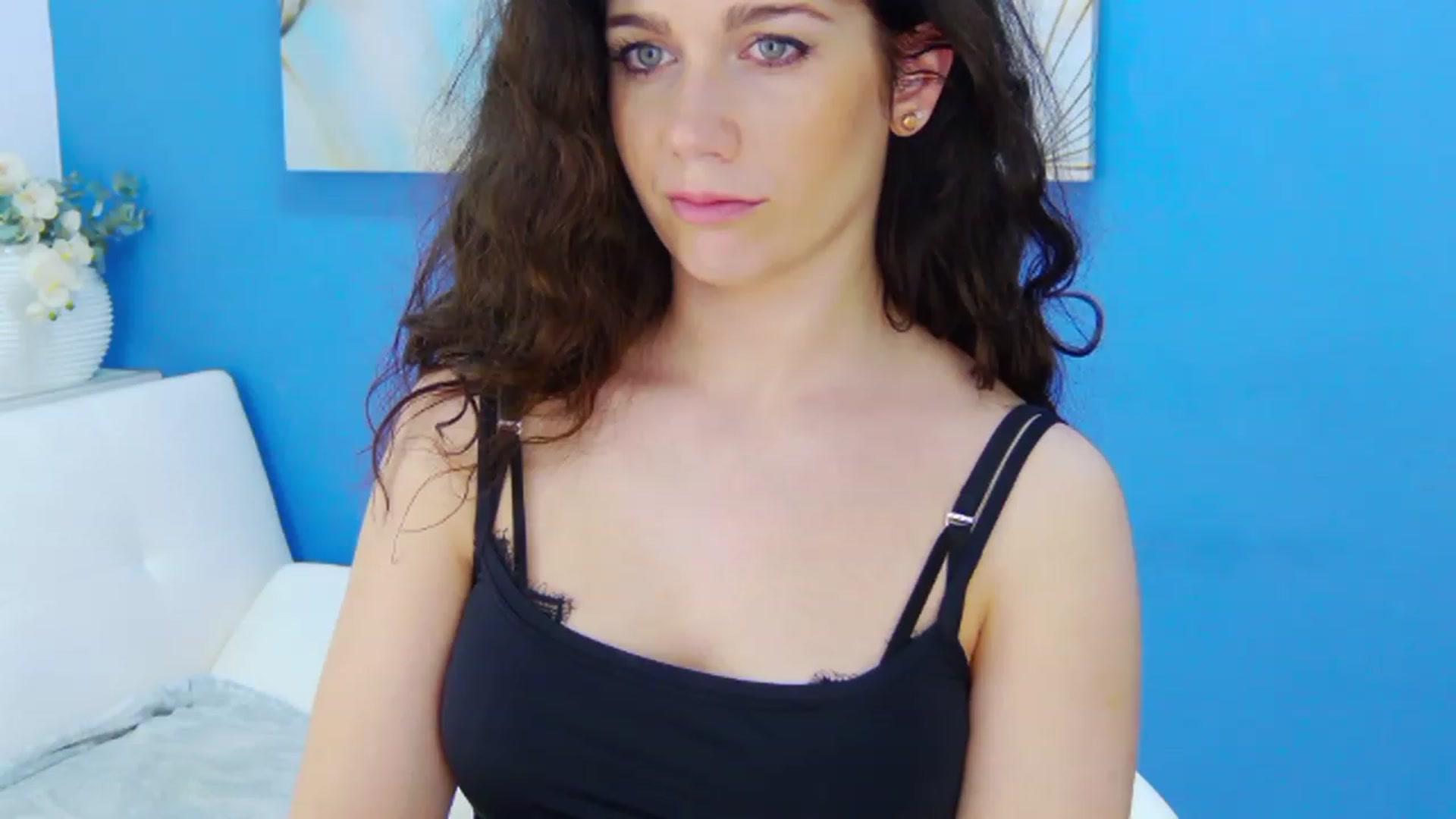 Gallery image thumbnail from Squirrel_MFC's myfreecams stream on, 03/22/2023, 23:09 image 8 of 20