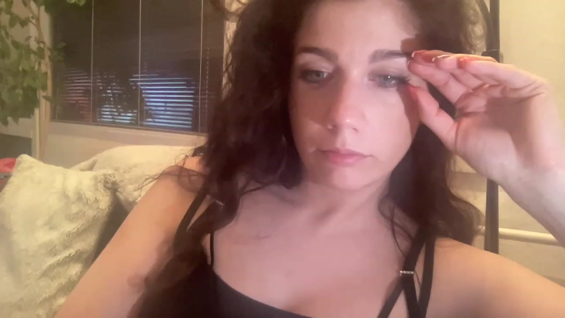 Gallery image thumbnail from Squirrel_MFC's myfreecams stream on, 03/23/2023, 01:09 image 10 of 20
