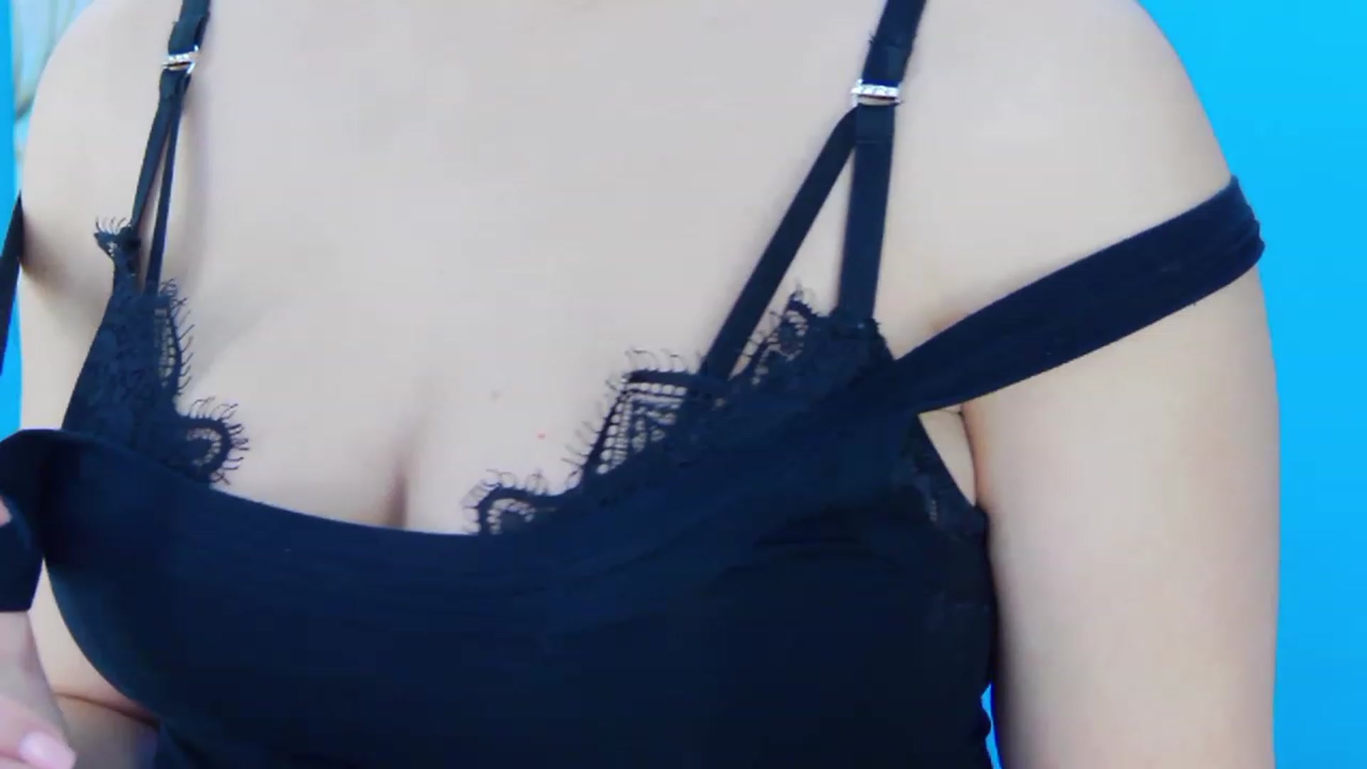 Gallery image thumbnail from Squirrel_MFC's myfreecams stream on, 03/26/2023, 22:54 image 10 of 20