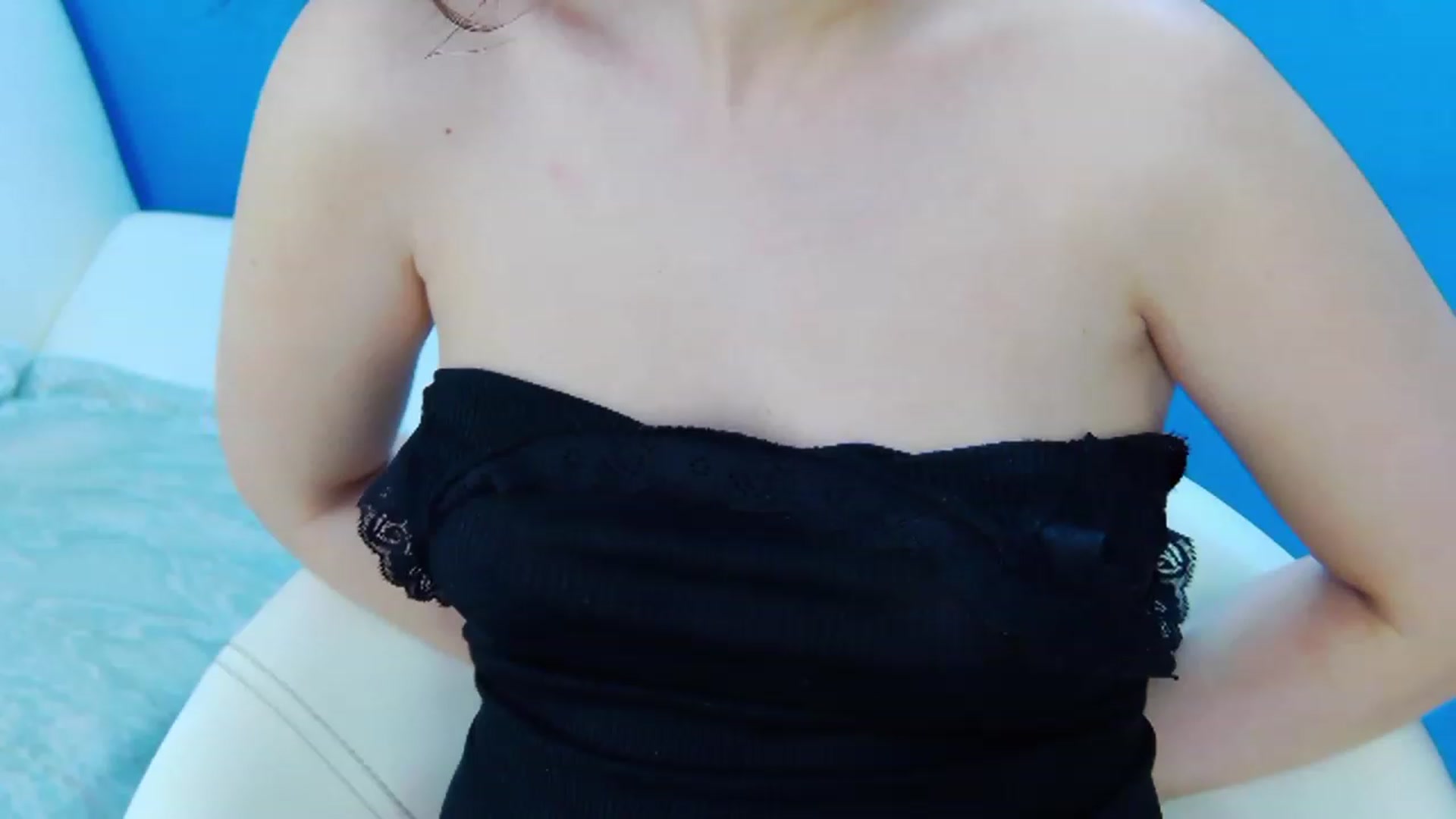 Gallery image thumbnail from Squirrel_MFC's myfreecams stream on, 03/29/2023, 23:28 image 8 of 20