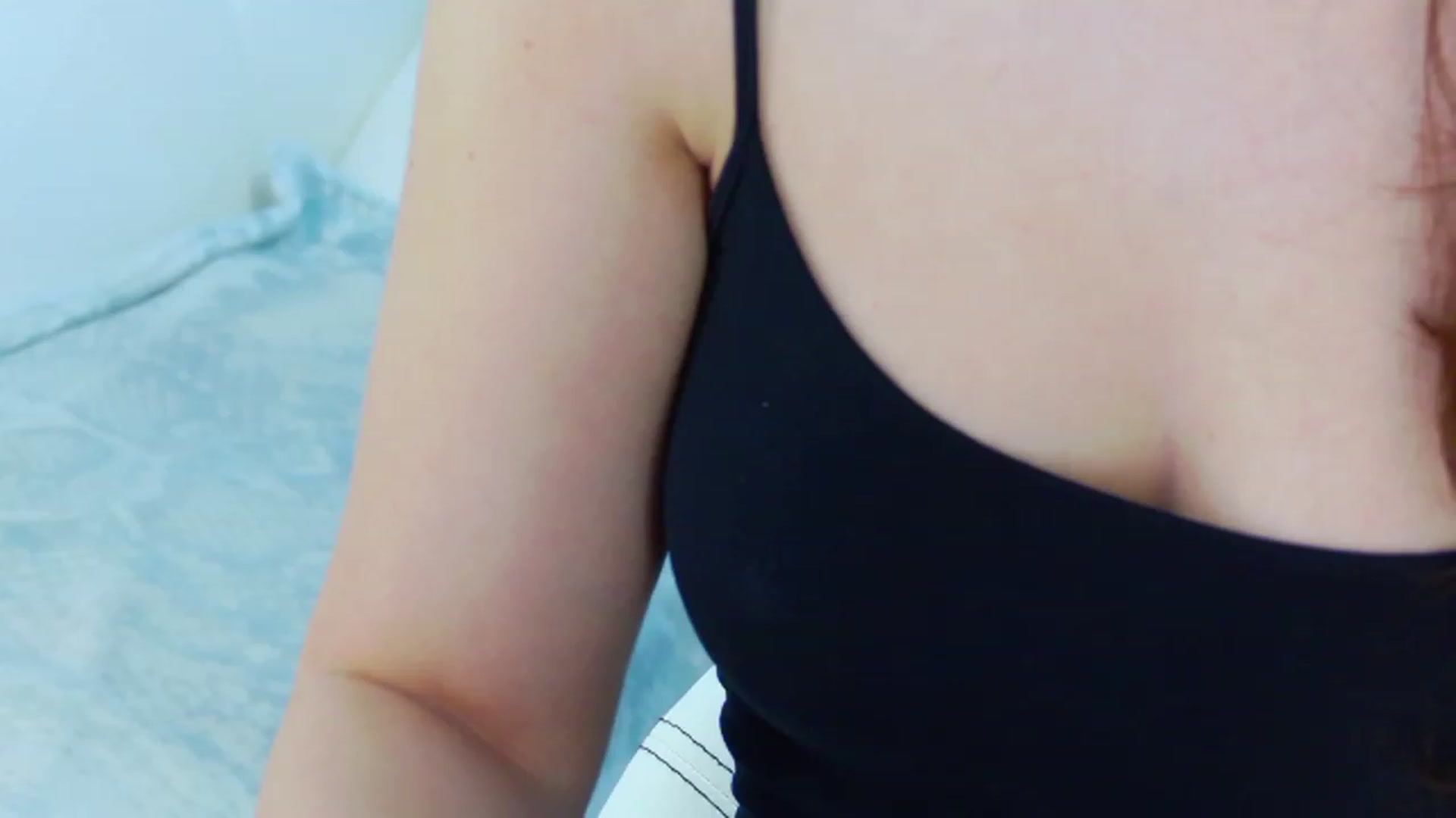 Gallery image thumbnail from Squirrel_MFC's myfreecams stream on, 03/30/2023, 21:45 image 19 of 20