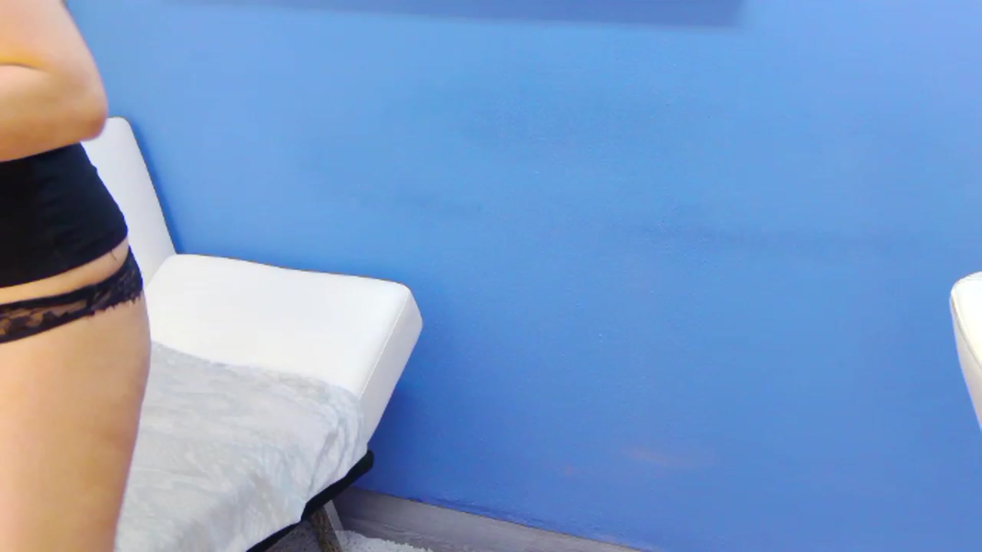Gallery image thumbnail from Squirrel_MFC's myfreecams stream on, 03/30/2023, 23:46 image 13 of 20