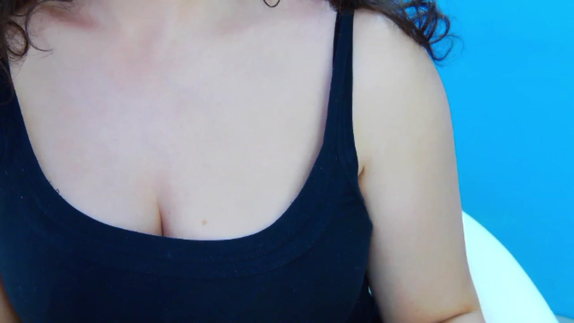 Gallery image thumbnail from Squirrel_MFC's myfreecams stream on, 04/03/2023, 21:58 image 9 of 20