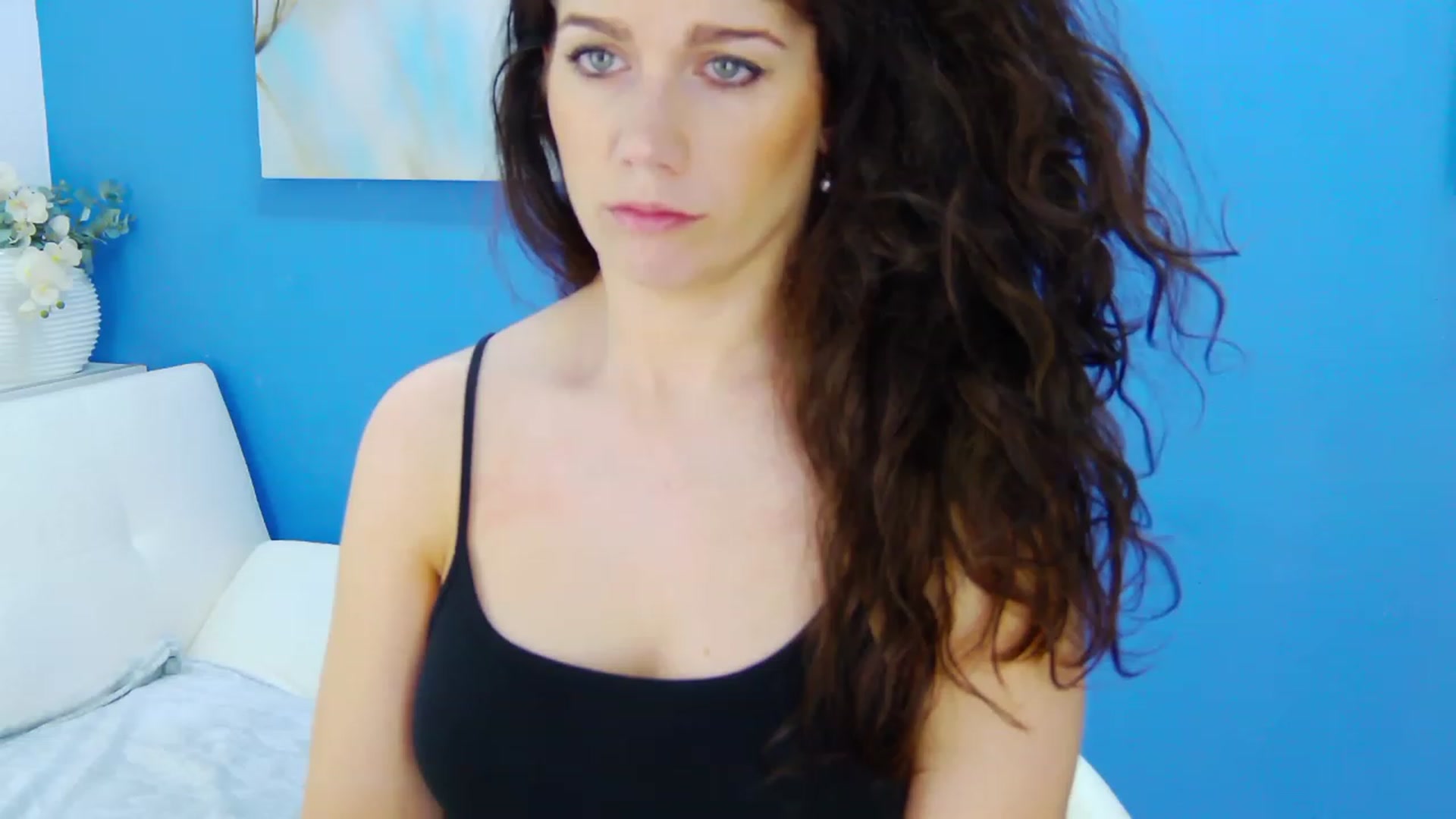 Gallery image thumbnail from Squirrel_MFC's myfreecams stream on, 04/06/2023, 22:28 image 17 of 20