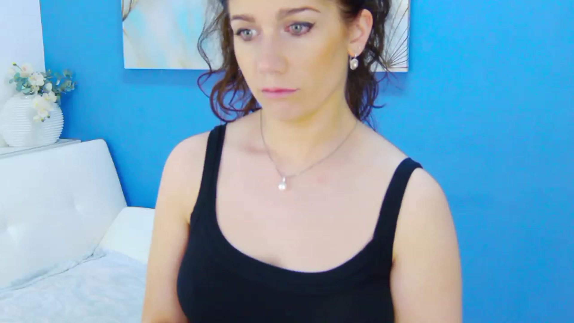 Gallery image thumbnail from Squirrel_MFC's myfreecams stream on, 04/16/2023, 23:41 image 8 of 20
