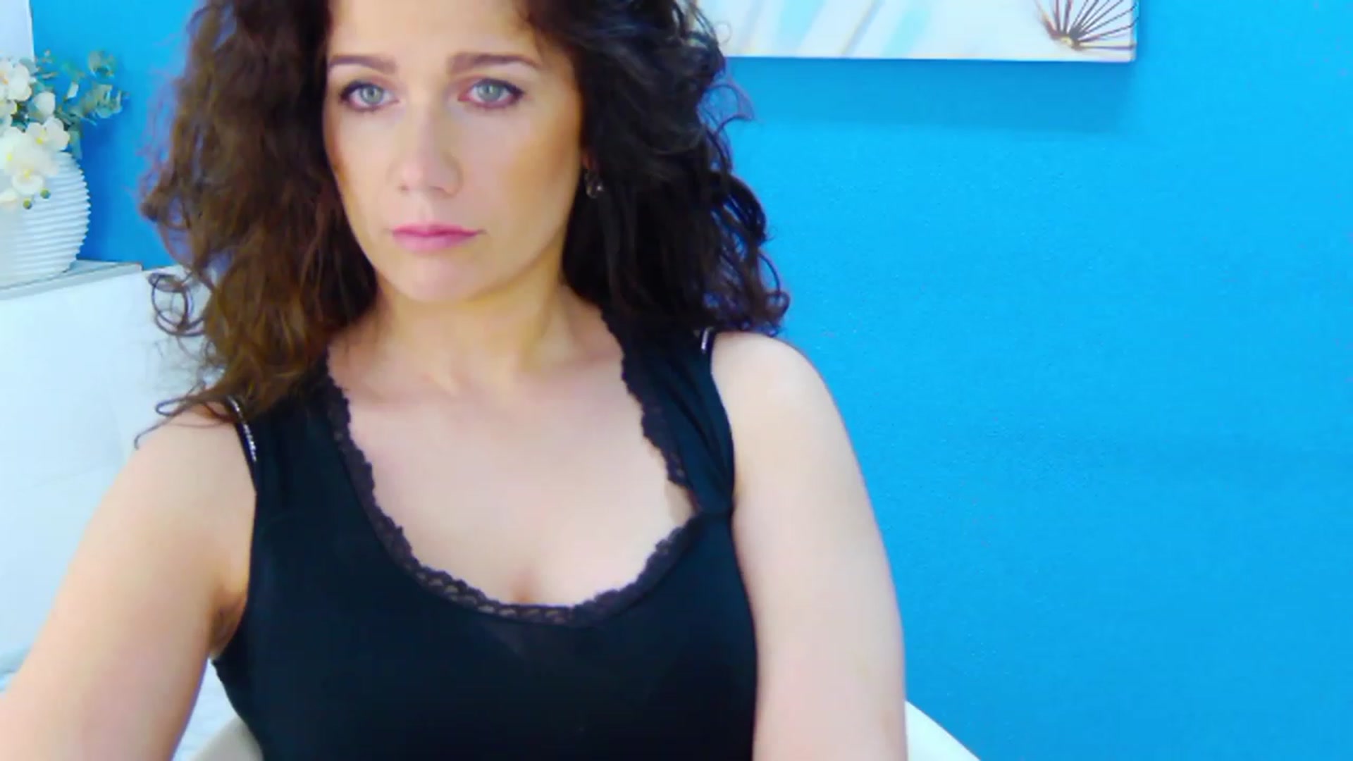 Gallery image thumbnail from Squirrel_MFC's myfreecams stream on, 04/17/2023, 21:10 image 4 of 20