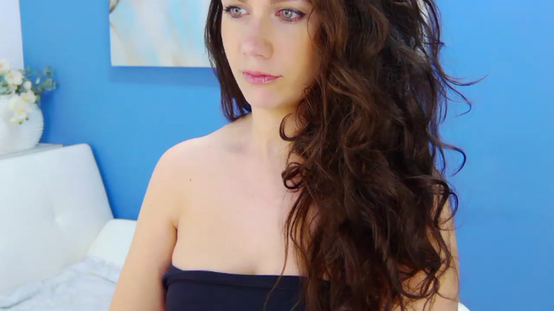Gallery image thumbnail from Squirrel_MFC's myfreecams stream on, 04/25/2023, 23:45 image 3 of 20