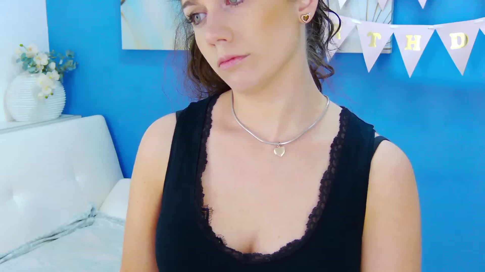 Gallery image thumbnail from Squirrel_MFC's myfreecams stream on, 05/23/2023, 23:22 image 19 of 20