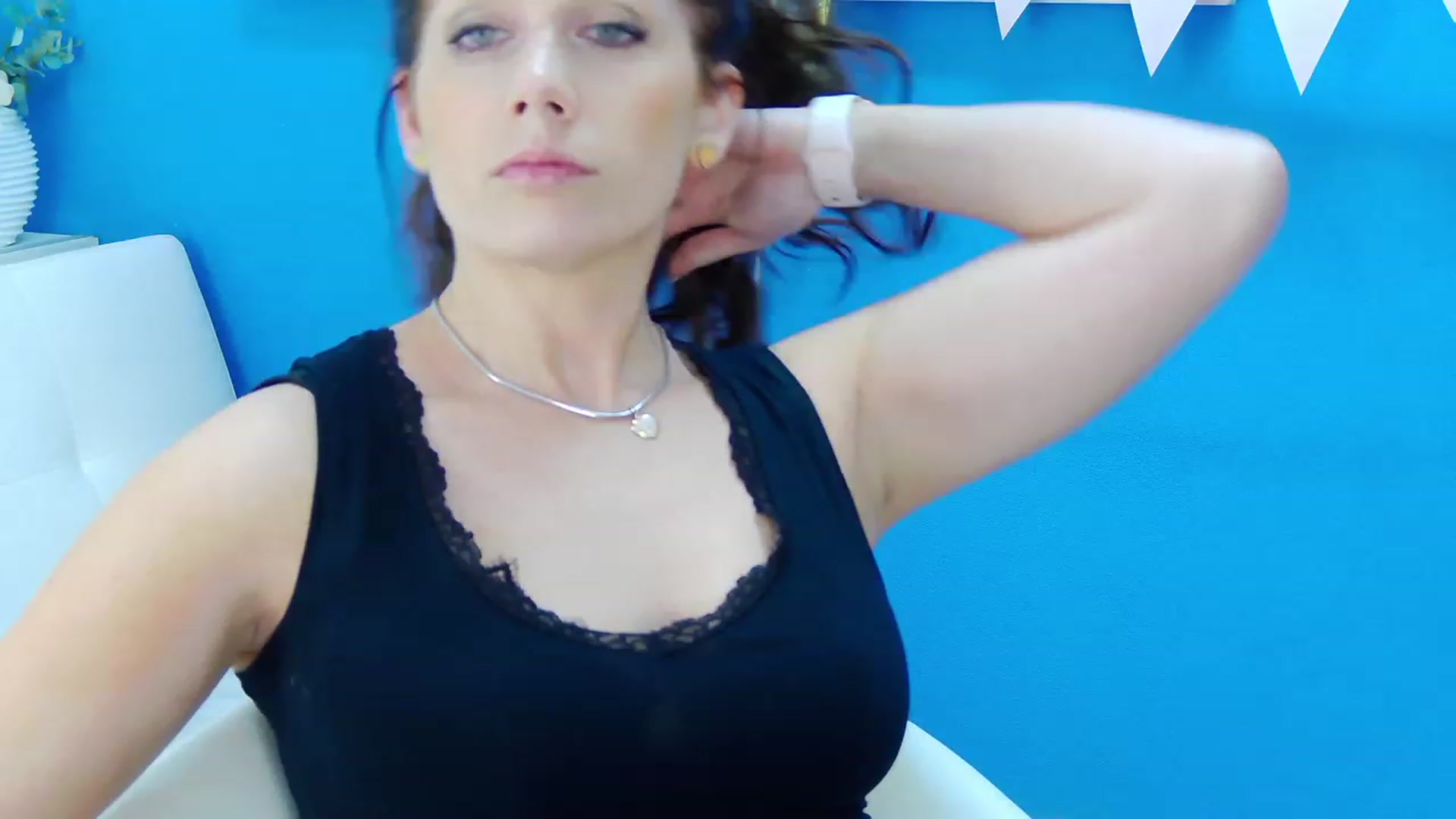 Gallery image thumbnail from Squirrel_MFC's myfreecams stream on, 05/23/2023, 23:22 image 7 of 20
