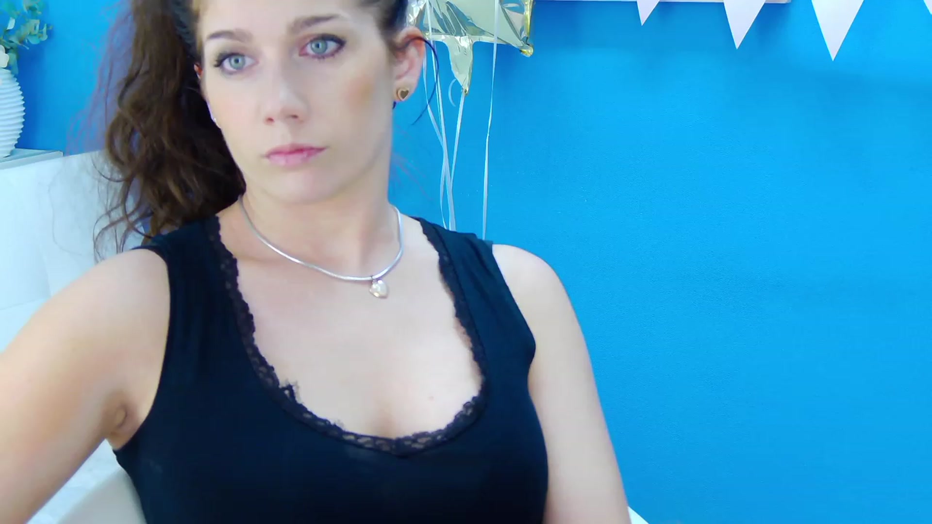 Gallery image thumbnail from Squirrel_MFC's myfreecams stream on, 05/23/2023, 23:22 image 9 of 20