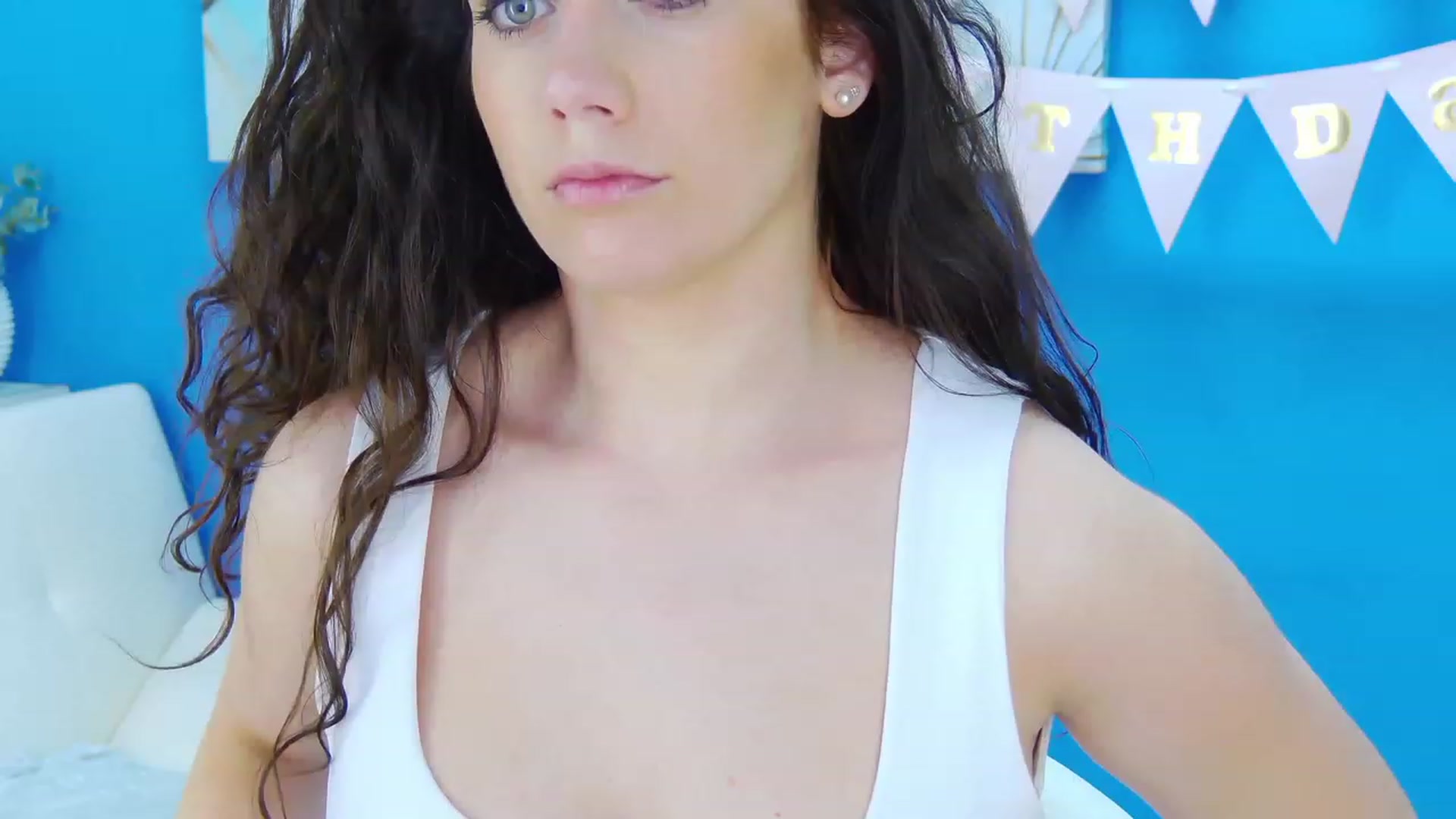 Gallery image thumbnail from Squirrel_MFC's myfreecams stream on, 05/31/2023, 22:35 image 1 of 20