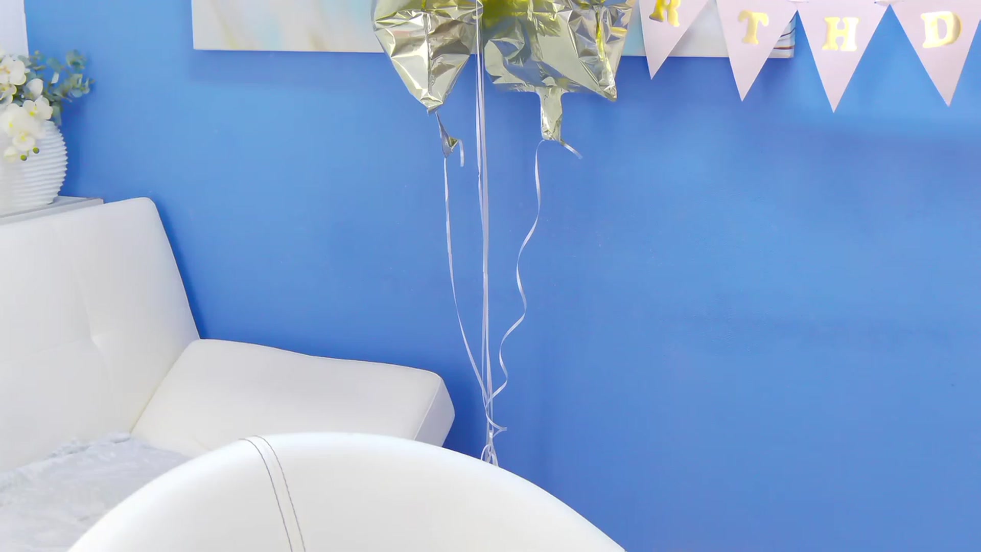 Gallery image thumbnail from Squirrel_MFC's myfreecams stream on, 05/31/2023, 22:35 image 18 of 20