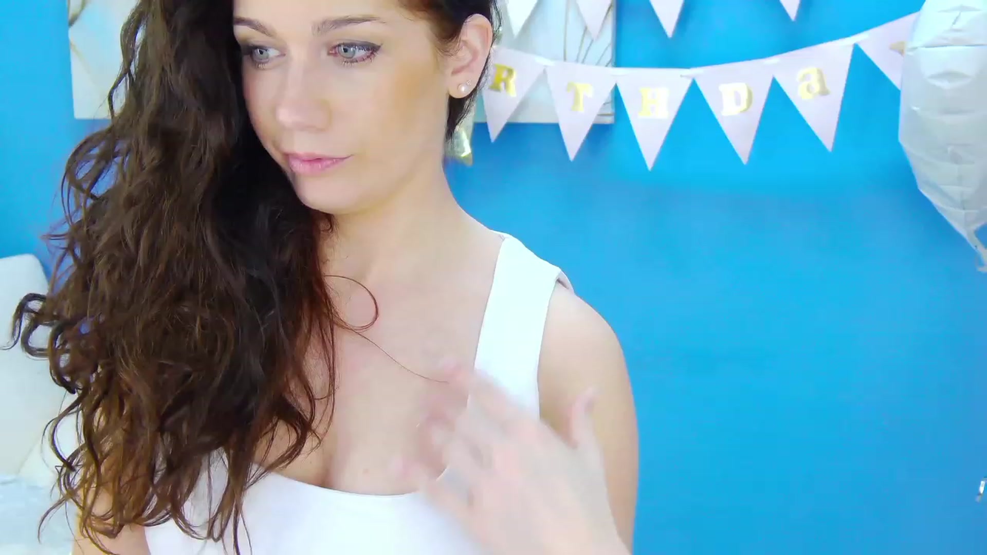 Gallery image thumbnail from Squirrel_MFC's myfreecams stream on, 05/31/2023, 22:35 image 5 of 20