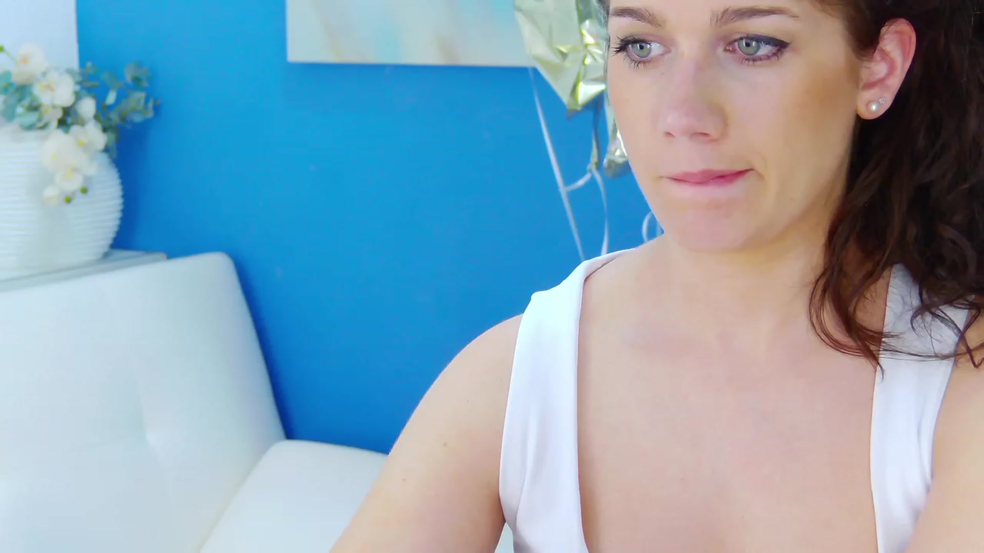 Gallery image thumbnail from Squirrel_MFC's myfreecams stream on, 05/31/2023, 23:47 image 10 of 20