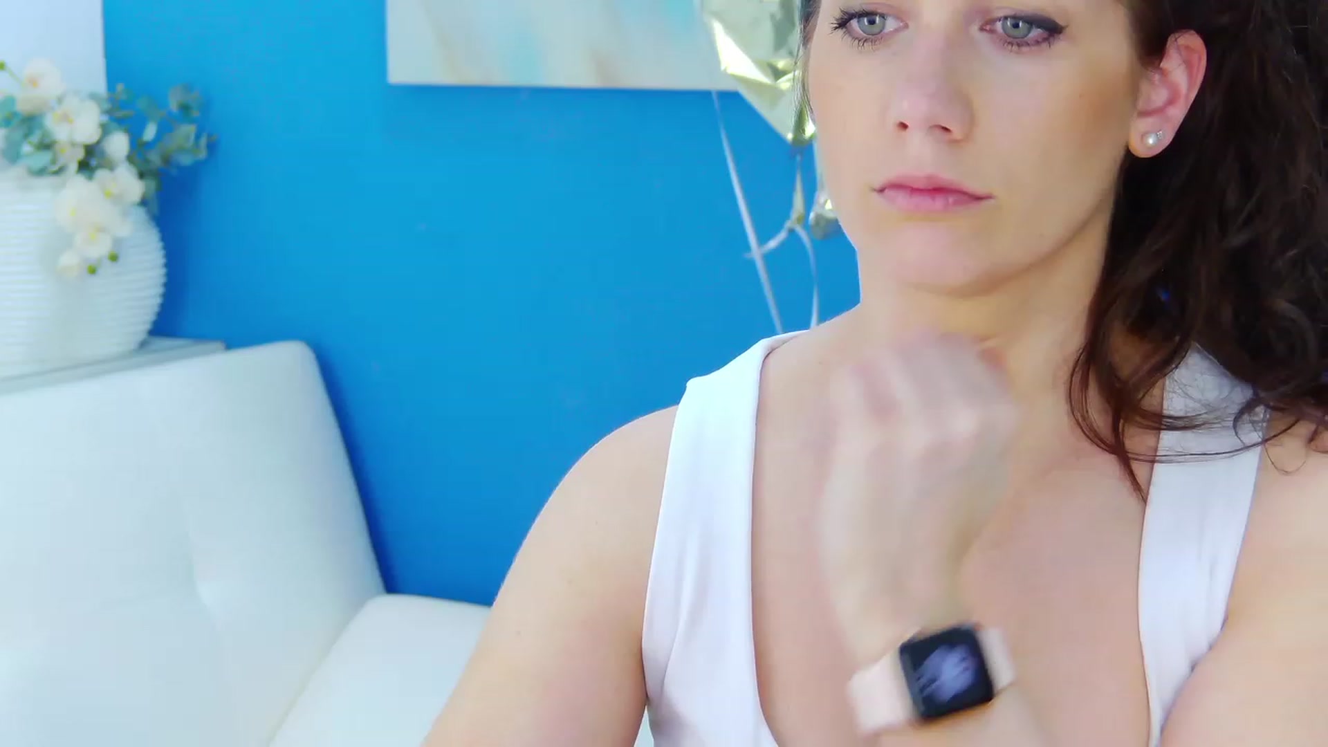 Gallery image thumbnail from Squirrel_MFC's myfreecams stream on, 05/31/2023, 23:47 image 4 of 20