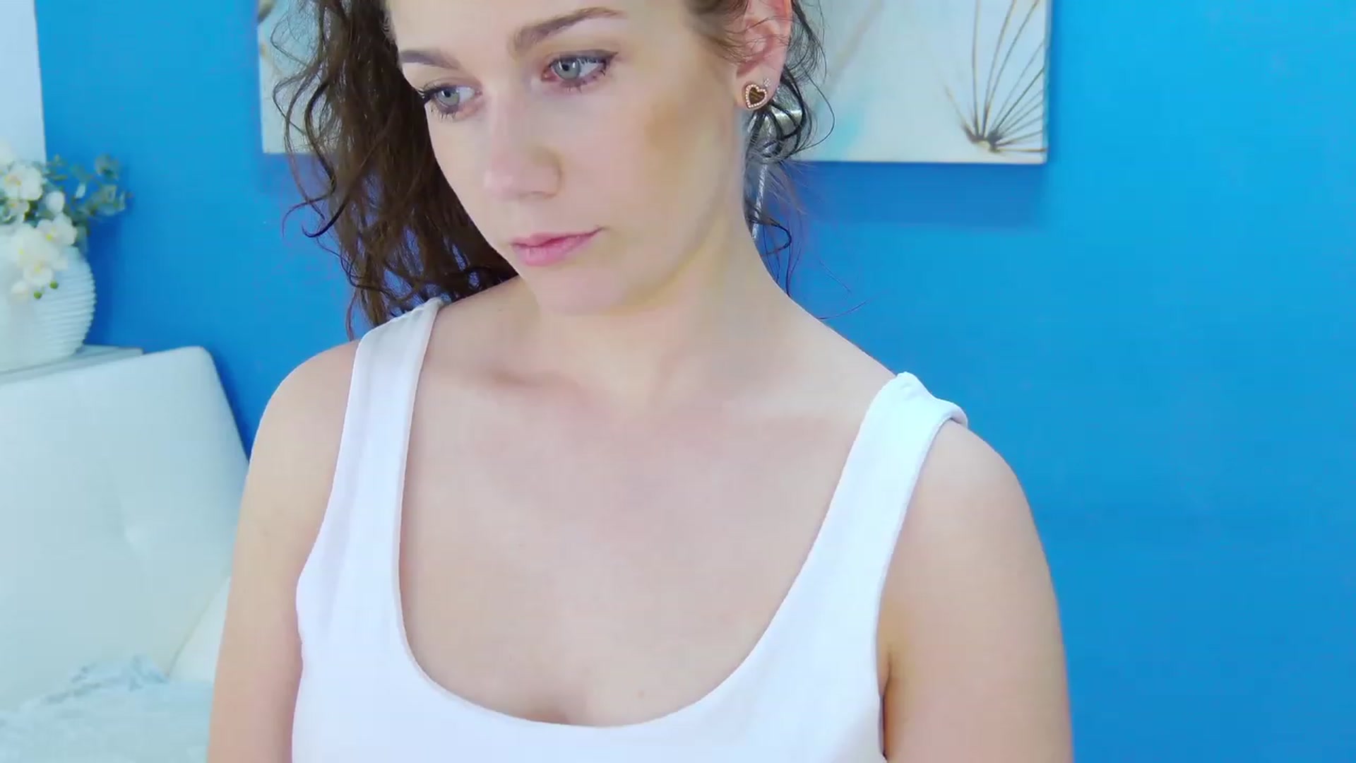 Gallery image thumbnail from Squirrel_MFC's myfreecams stream on, 06/02/2023, 24:01 image 3 of 20
