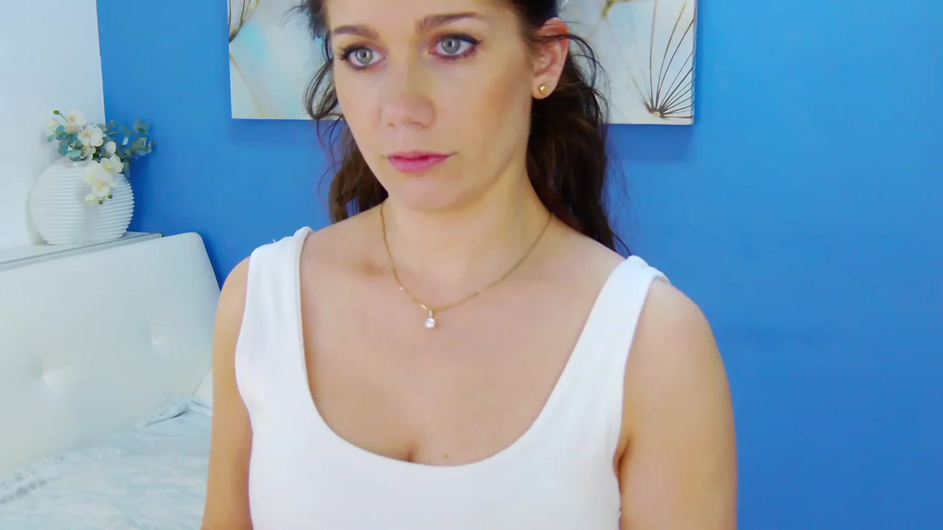 Gallery image thumbnail from Squirrel_MFC's myfreecams stream on, 06/04/2023, 22:17 image 15 of 20