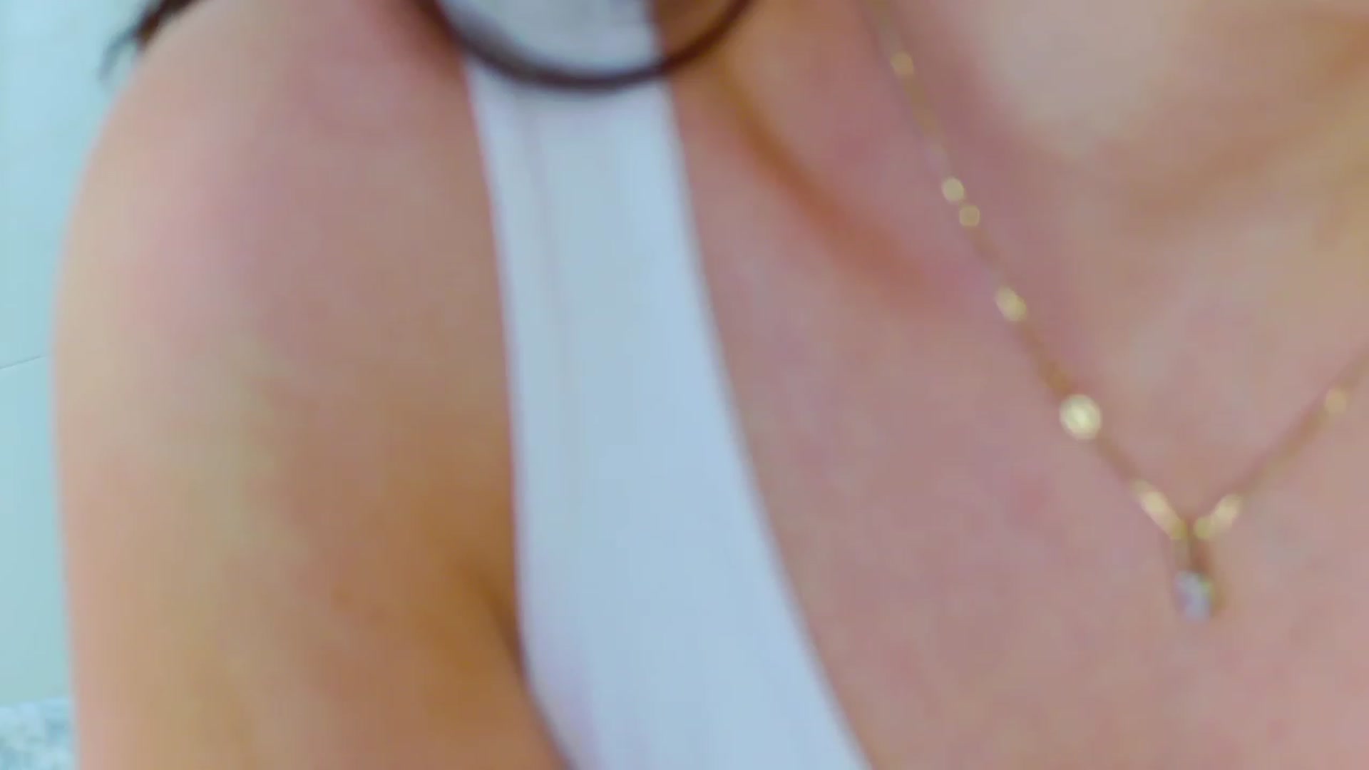 Gallery image thumbnail from Squirrel_MFC's myfreecams stream on, 06/05/2023, 01:14 image 6 of 20