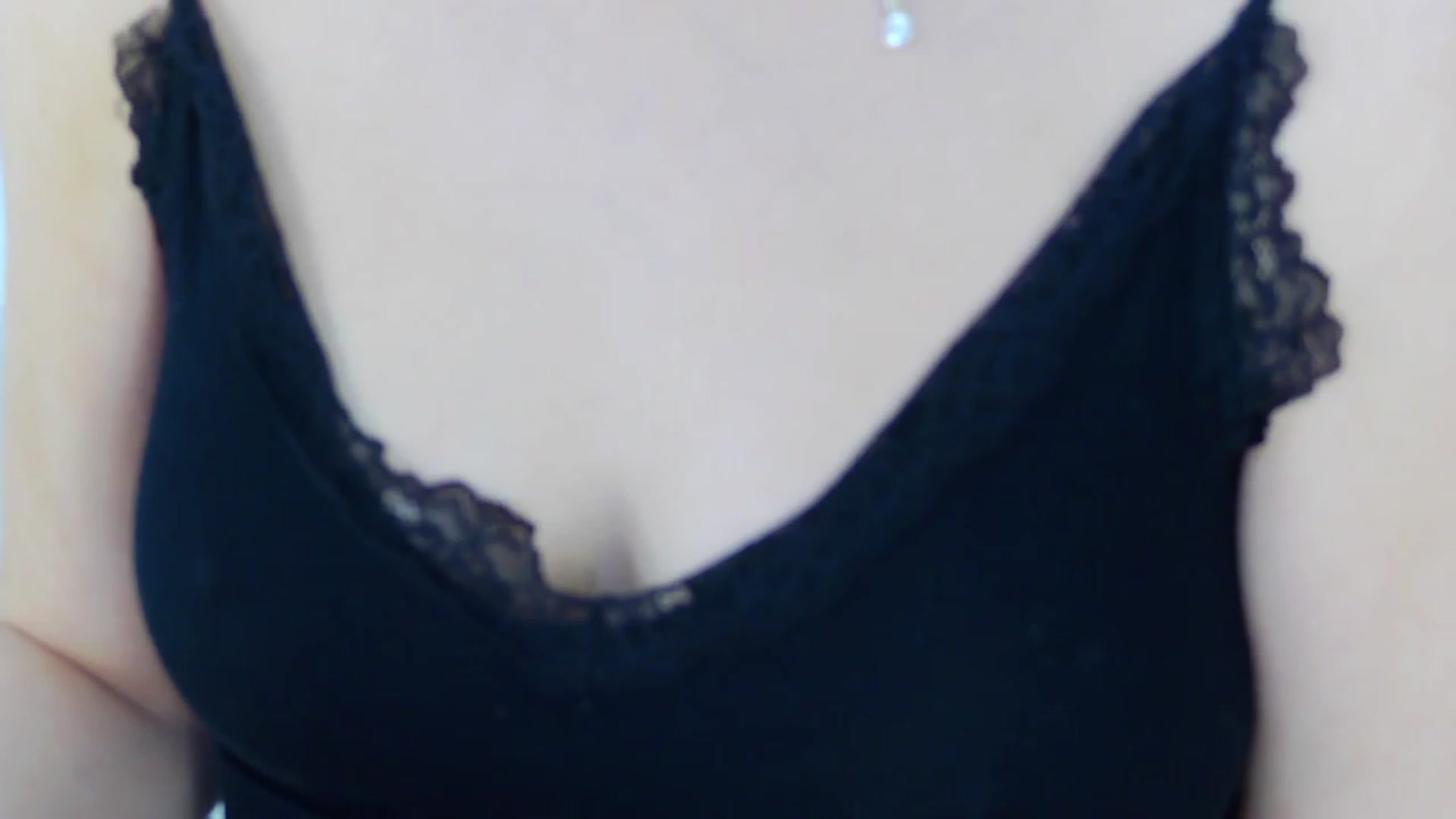 Gallery image thumbnail from Squirrel_MFC's myfreecams stream on, 06/09/2023, 01:33 image 1 of 20