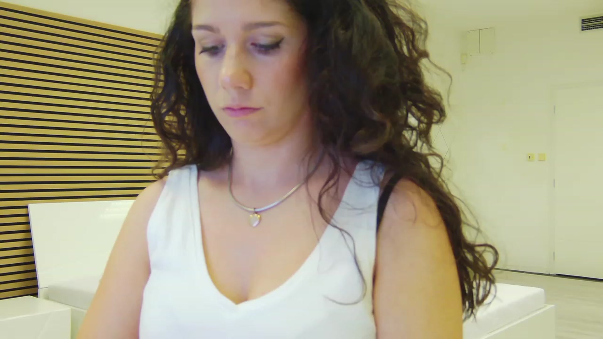 Gallery image thumbnail from Squirrel_MFC's myfreecams stream on, 06/26/2023, 23:24 image 9 of 20
