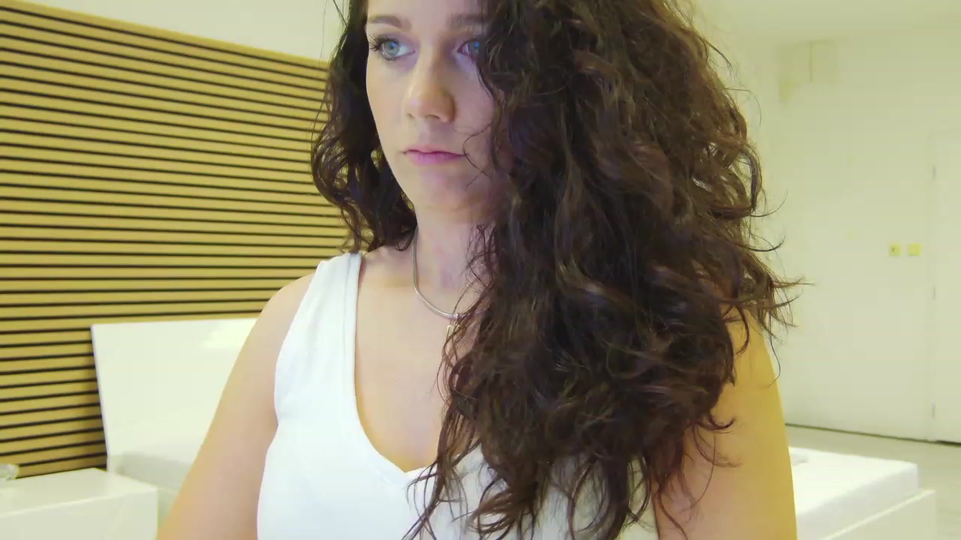 Gallery image thumbnail from Squirrel_MFC's myfreecams stream on, 06/26/2023, 23:24 image 19 of 20
