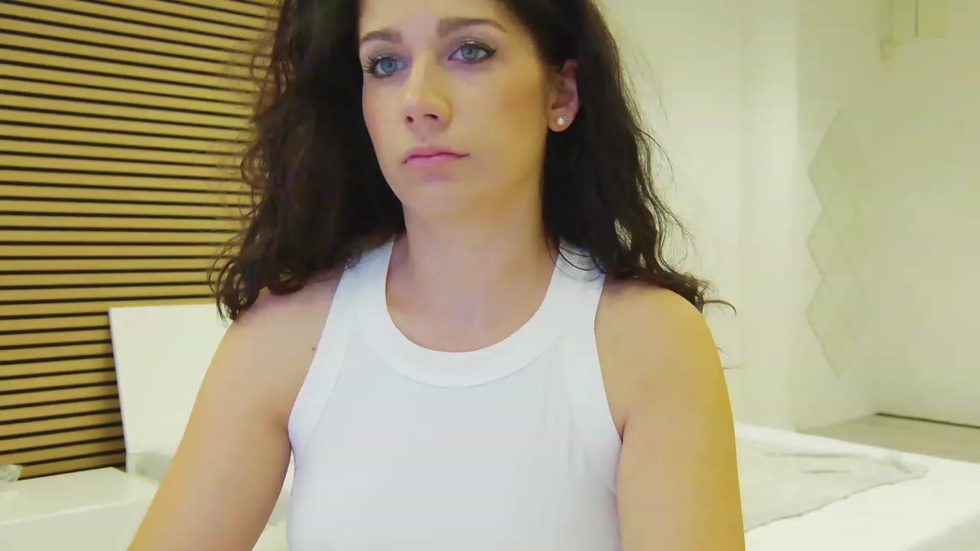 Gallery image thumbnail from Squirrel_MFC's myfreecams stream on, 06/27/2023, 21:43 image 5 of 20
