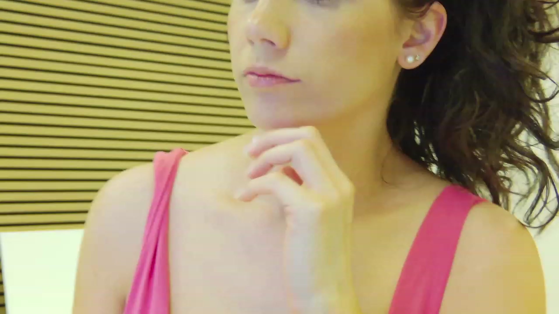 Gallery image thumbnail from Squirrel_MFC's myfreecams stream on, 06/28/2023, 22:18 image 18 of 20
