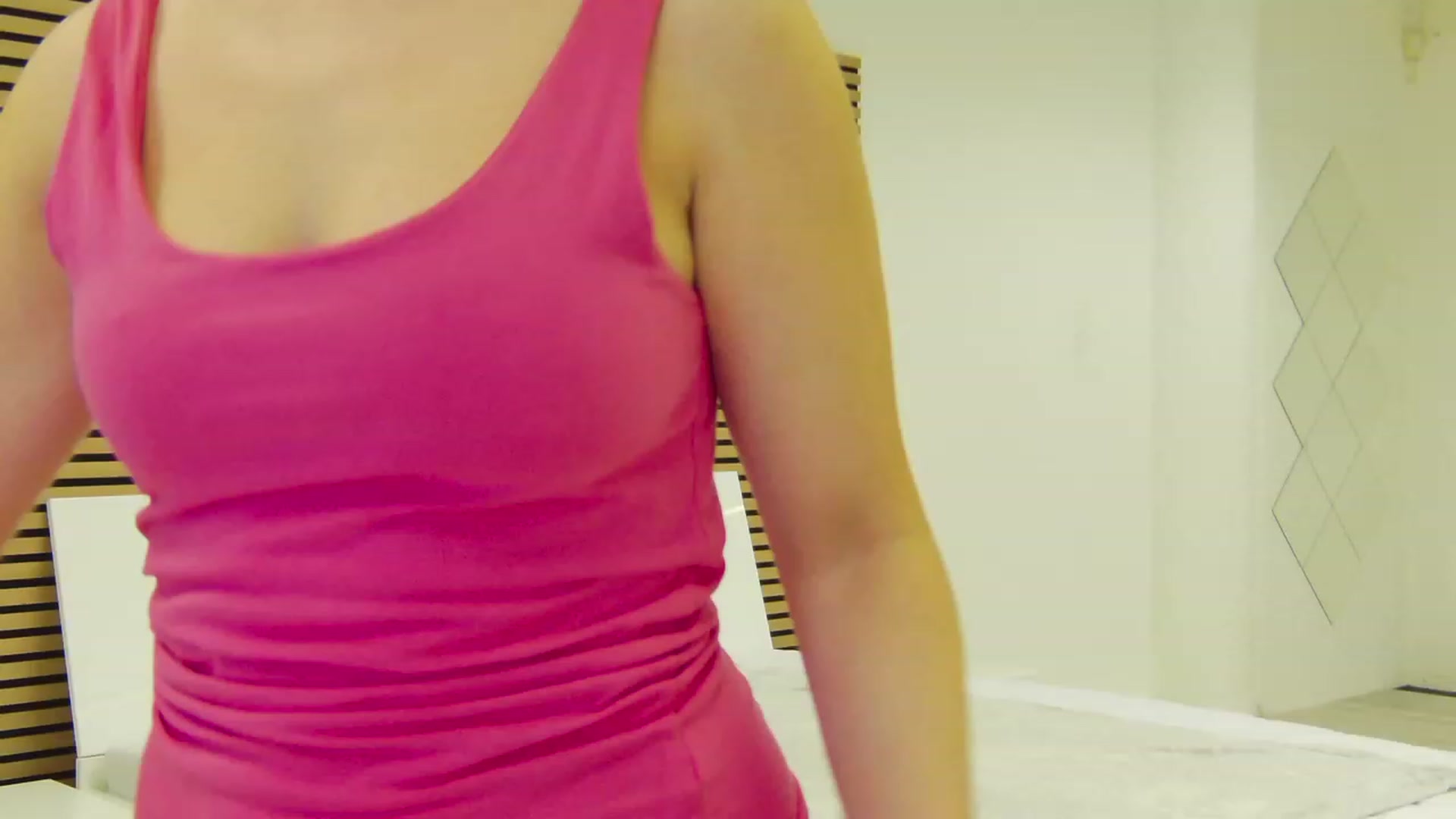 Gallery image thumbnail from Squirrel_MFC's myfreecams stream on, 06/28/2023, 23:14 image 14 of 20