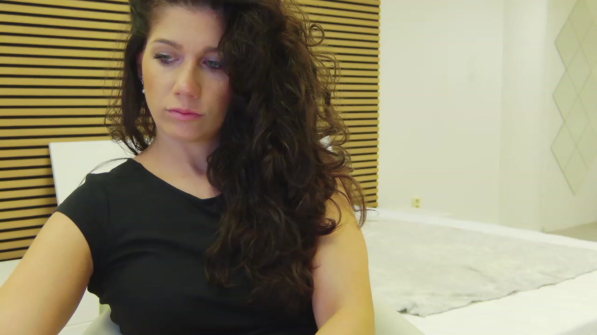 Gallery image thumbnail from Squirrel_MFC's myfreecams stream on, 06/29/2023, 21:04 image 14 of 20