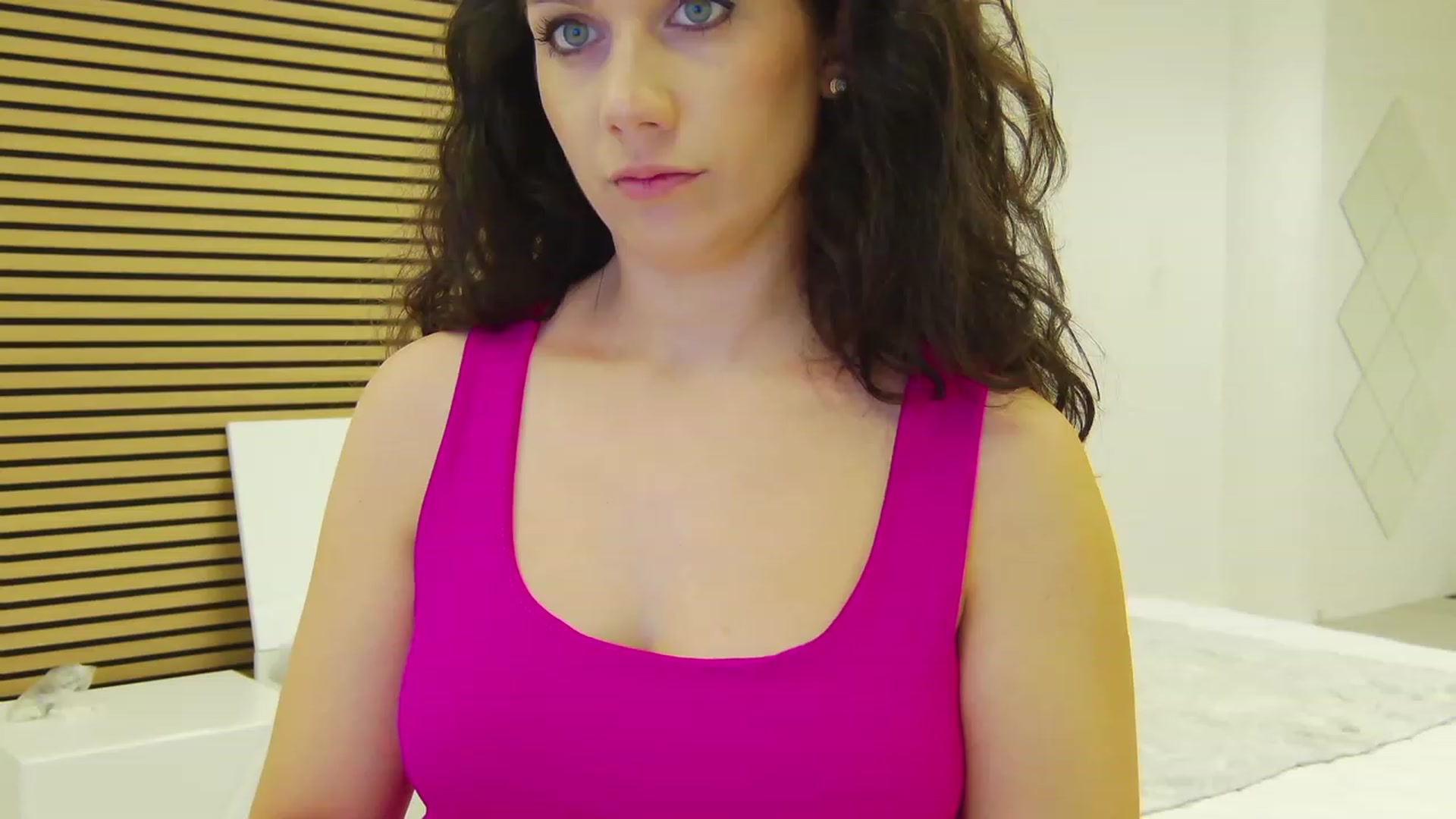 Gallery image thumbnail from Squirrel_MFC's myfreecams stream on, 07/01/2023, 24:19 image 17 of 20