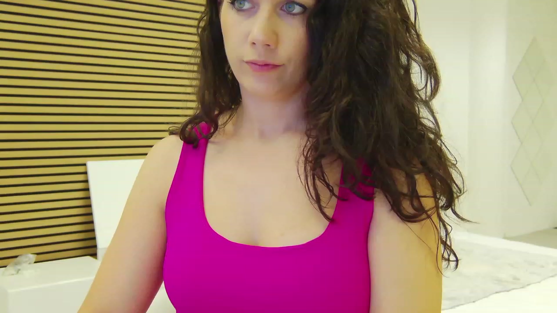 Gallery image thumbnail from Squirrel_MFC's myfreecams stream on, 07/01/2023, 24:19 image 8 of 20