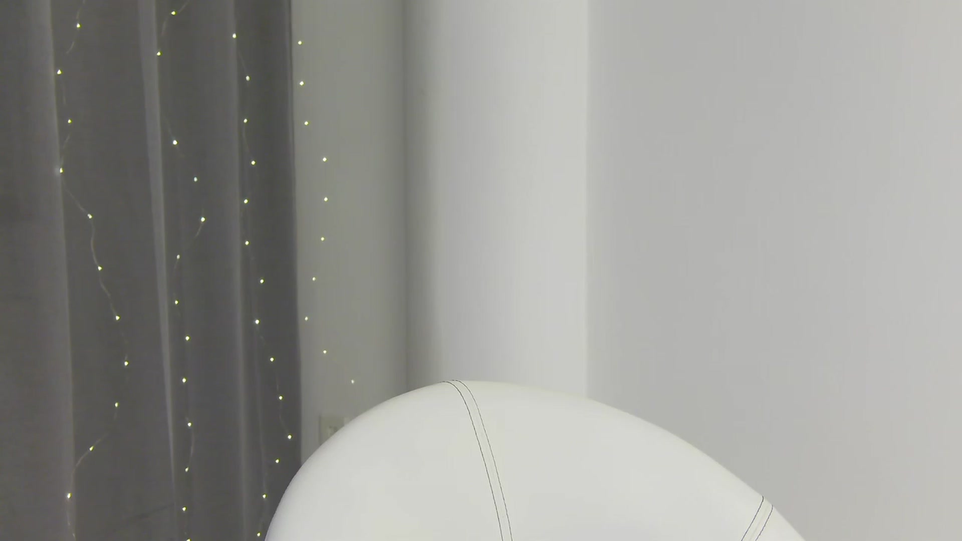 Gallery image thumbnail from Squirrel_MFC's myfreecams stream on, 07/04/2023, 24:03 image 11 of 20