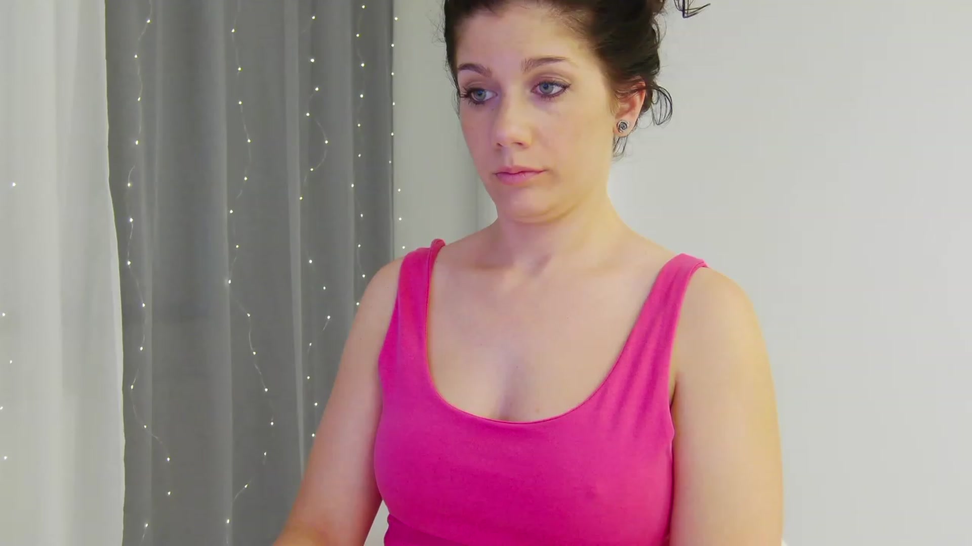 Gallery image thumbnail from Squirrel_MFC's myfreecams stream on, 07/04/2023, 23:21 image 9 of 20