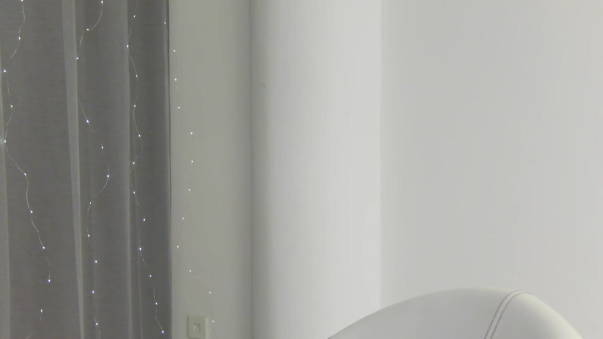 Gallery image thumbnail from Squirrel_MFC's myfreecams stream on, 07/04/2023, 23:21 image 14 of 20
