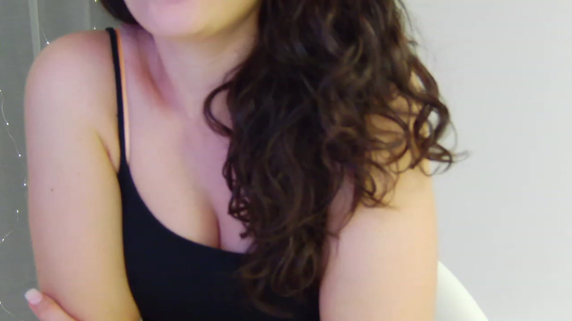 Gallery image thumbnail from Squirrel_MFC's myfreecams stream on, 07/06/2023, 22:05 image 1 of 20