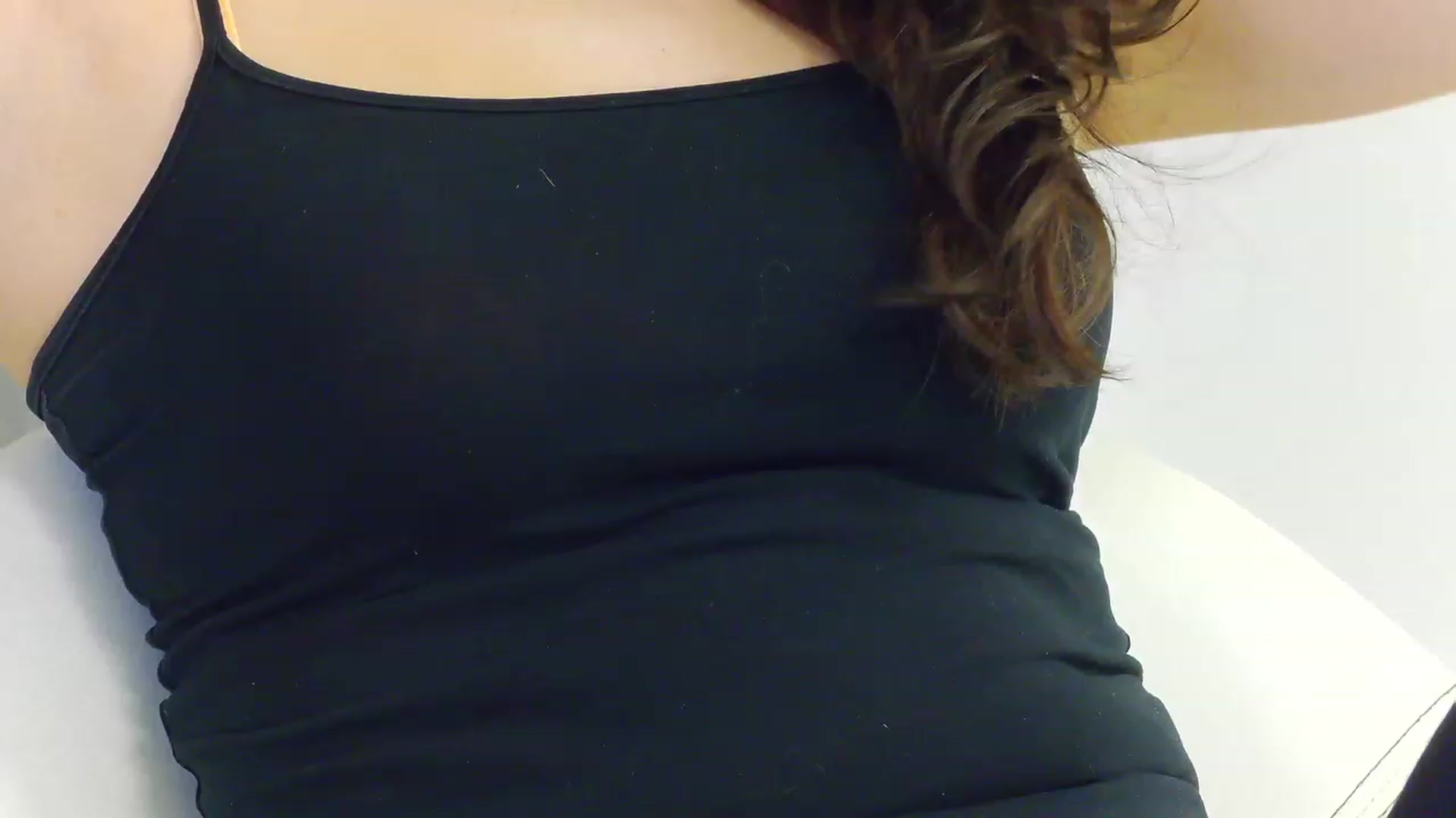 Gallery image thumbnail from Squirrel_MFC's myfreecams stream on, 07/06/2023, 22:05 image 9 of 20