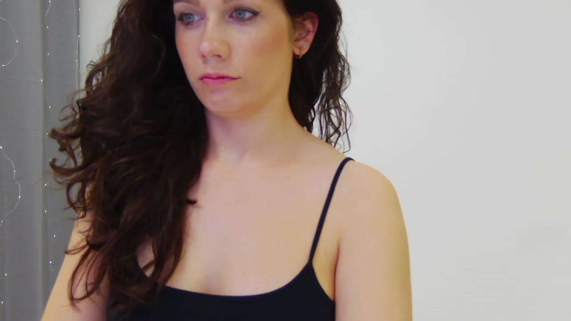 Gallery image thumbnail from Squirrel_MFC's myfreecams stream on, 07/07/2023, 24:01 image 6 of 20