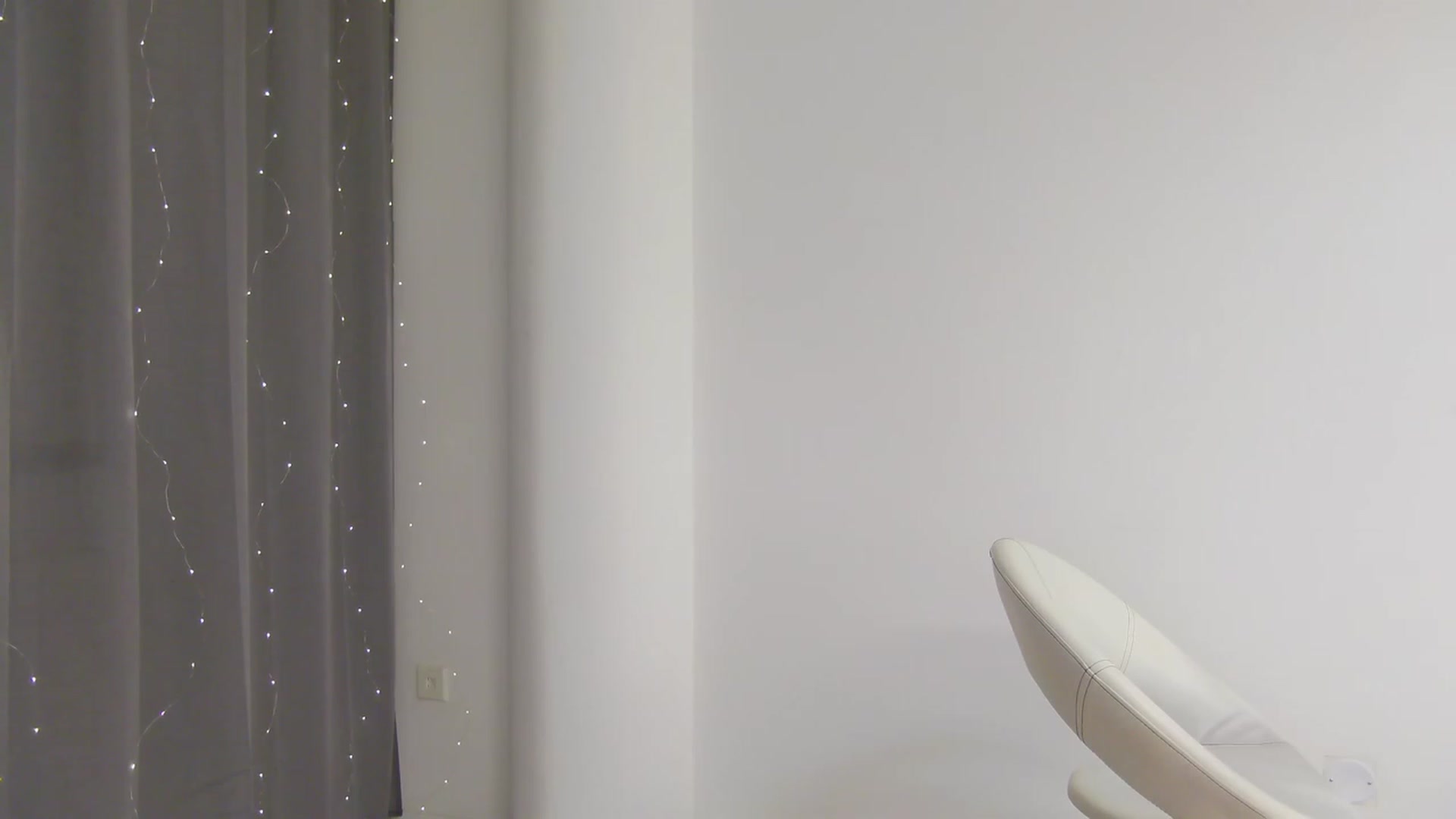 Gallery image thumbnail from Squirrel_MFC's myfreecams stream on, 07/07/2023, 24:01 image 11 of 20