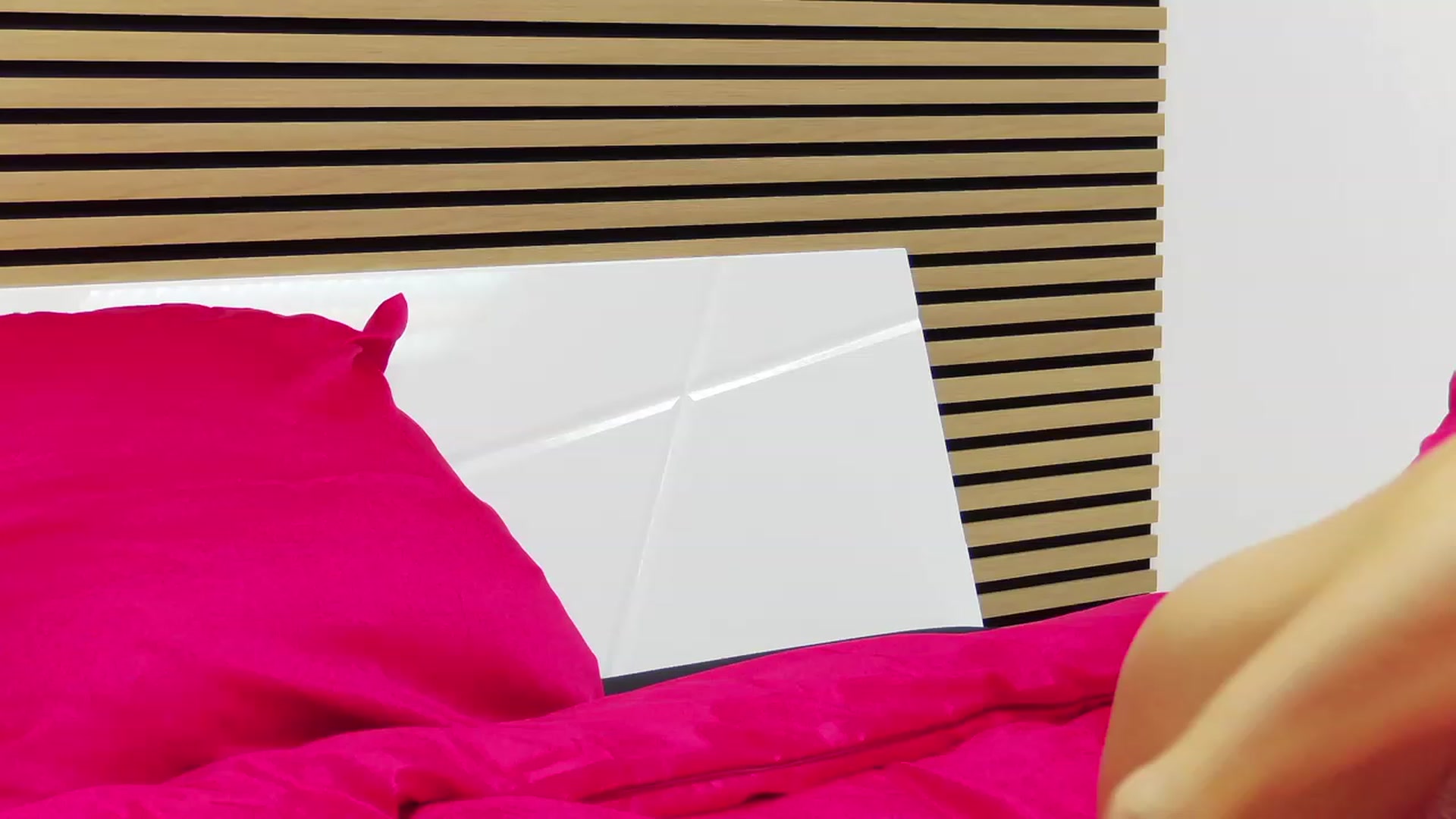 Gallery image thumbnail from Squirrel_MFC's myfreecams stream on, 07/09/2023, 23:15 image 16 of 20