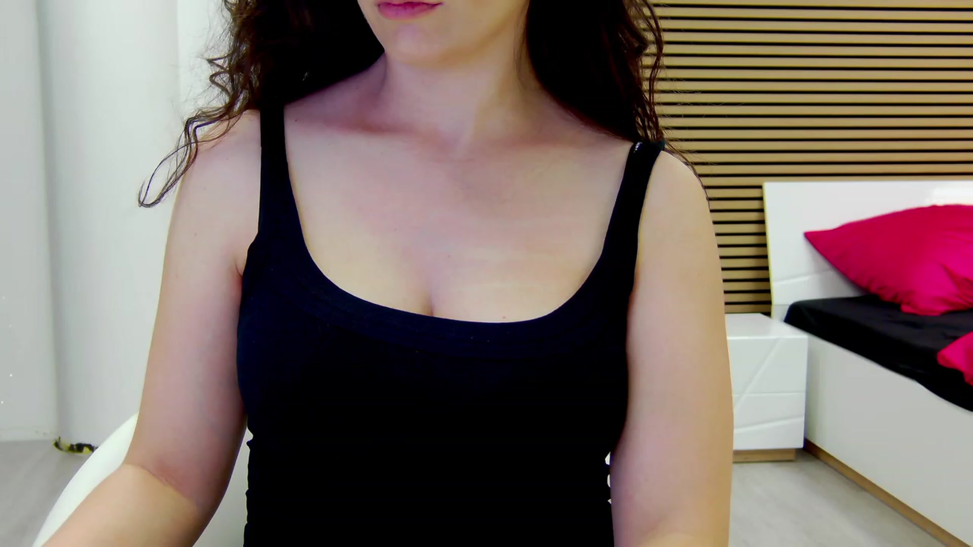 Gallery image thumbnail from Squirrel_MFC's myfreecams stream on, 07/14/2023, 22:09 image 11 of 20