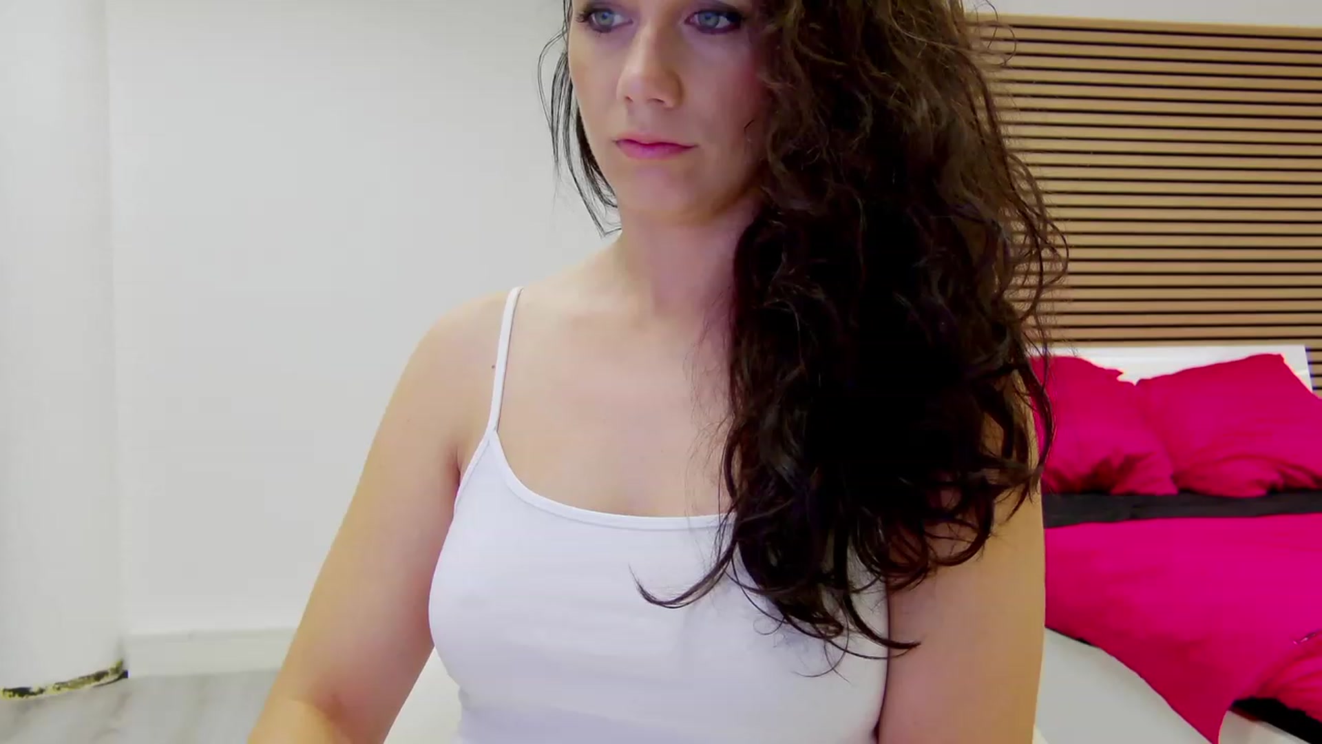 Gallery image thumbnail from Squirrel_MFC's myfreecams stream on, 07/26/2023, 23:55 image 17 of 20