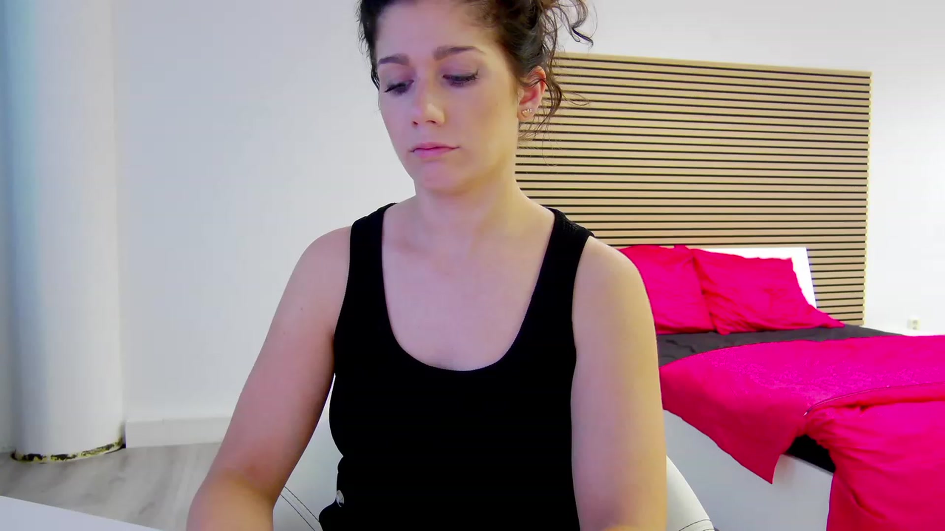 Gallery image thumbnail from Squirrel_MFC's myfreecams stream on, 07/27/2023, 17:07 image 19 of 20