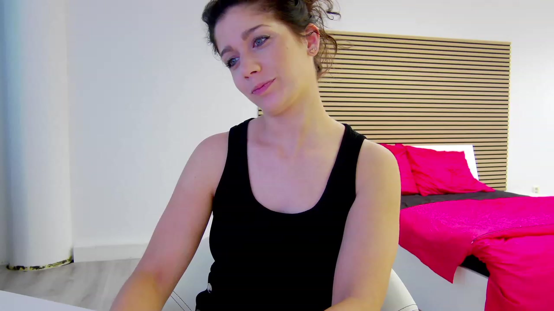 Gallery image thumbnail from Squirrel_MFC's myfreecams stream on, 07/27/2023, 17:07 image 20 of 20