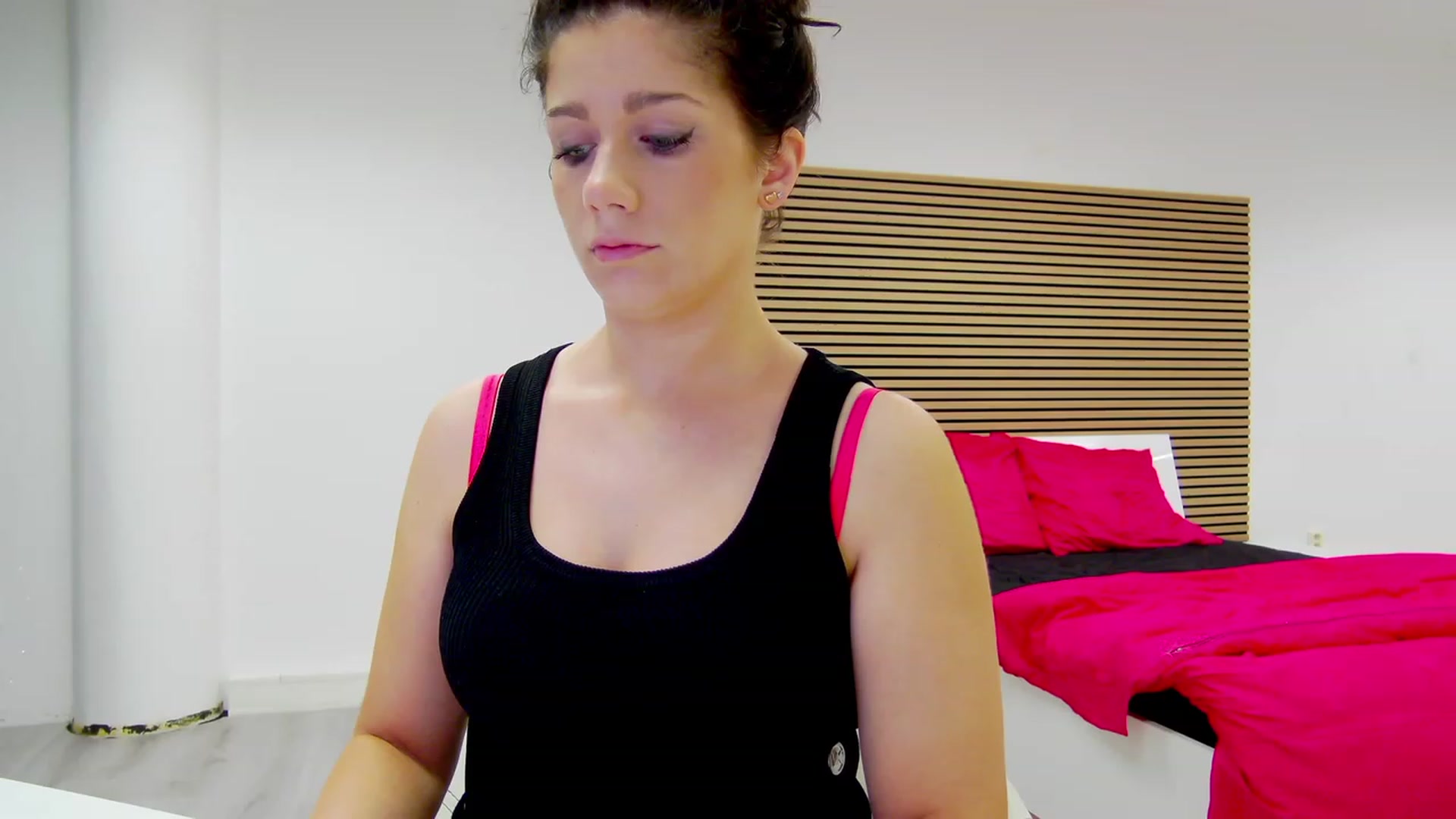 Gallery image thumbnail from Squirrel_MFC's myfreecams stream on, 07/27/2023, 22:30 image 1 of 20
